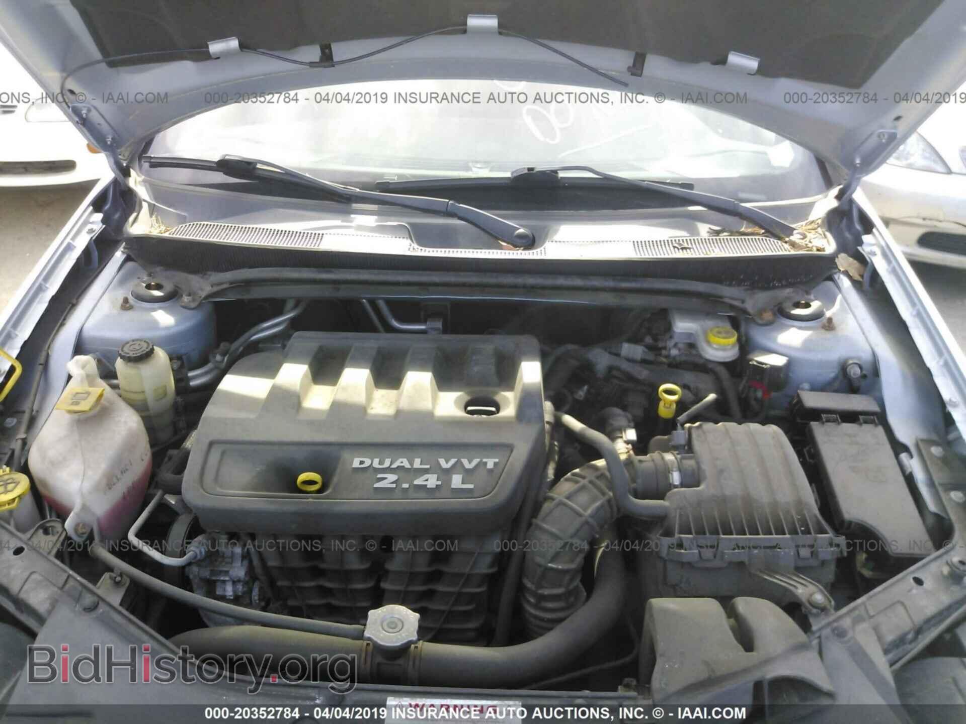 2013 CHRYSLER 200 - VIN: 1C3CCBAB0DN761933 - Фото 10