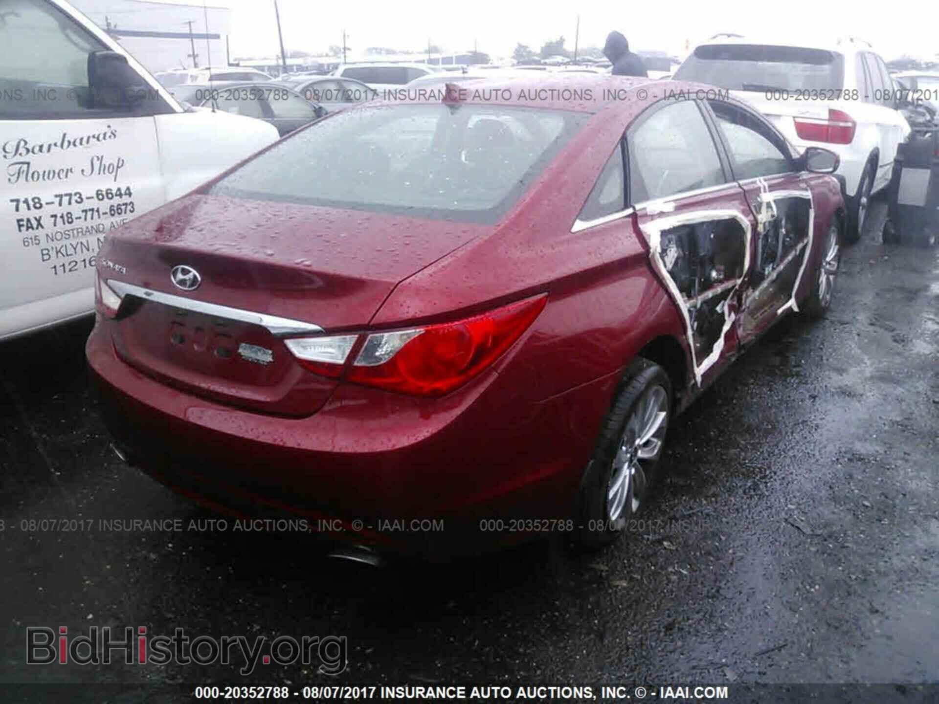 2012 Hyundai Sonata - VIN: 5NPEC4AC7CH383858 - Photo 4