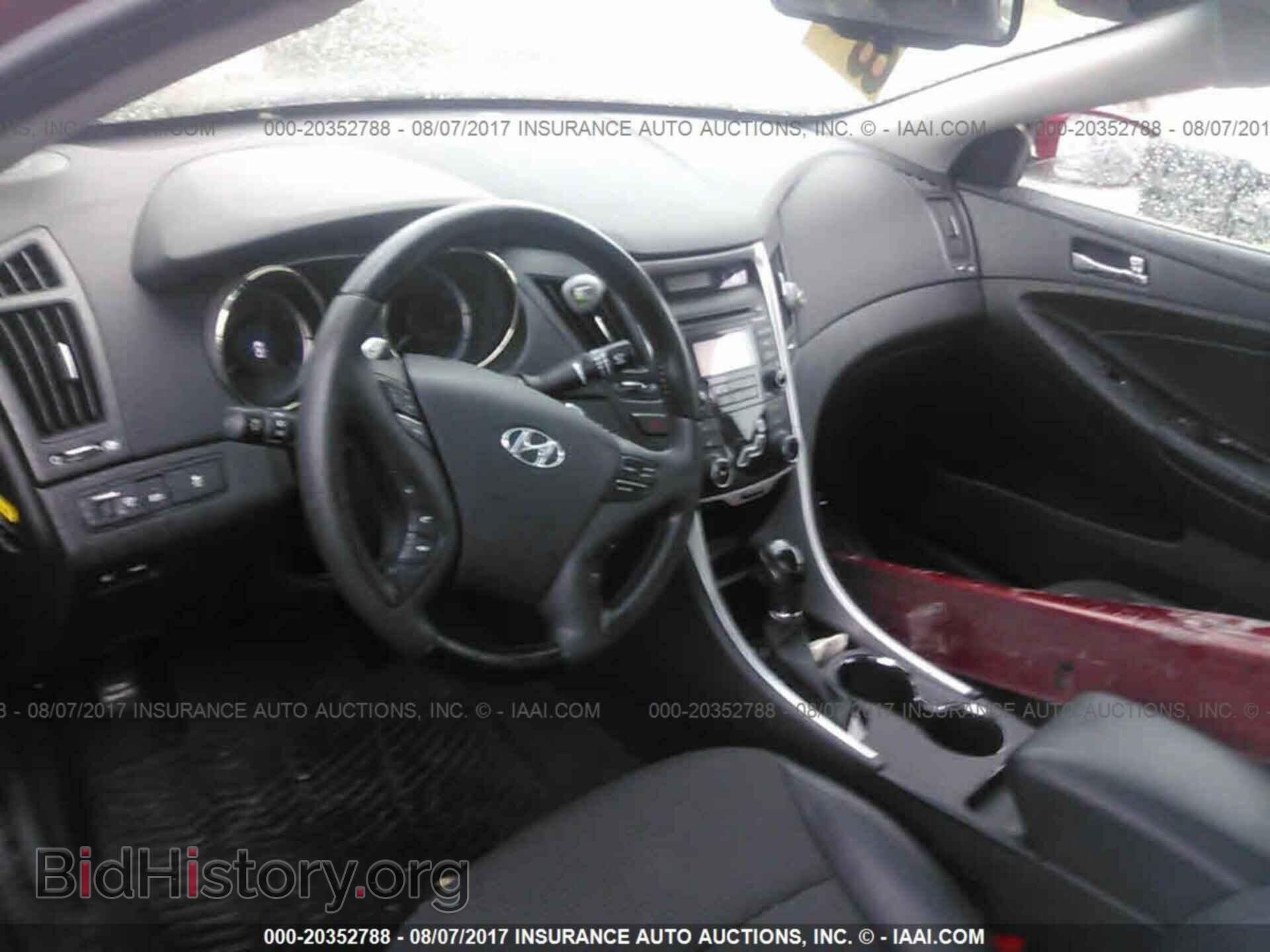 2012 Hyundai Sonata - VIN: 5NPEC4AC7CH383858 - Photo 5