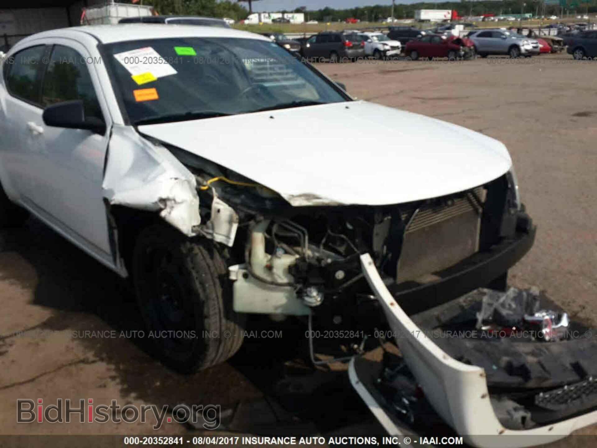 2011 Dodge Avenger - VIN: 1B3BD4FB4BN608737 - Photo 6
