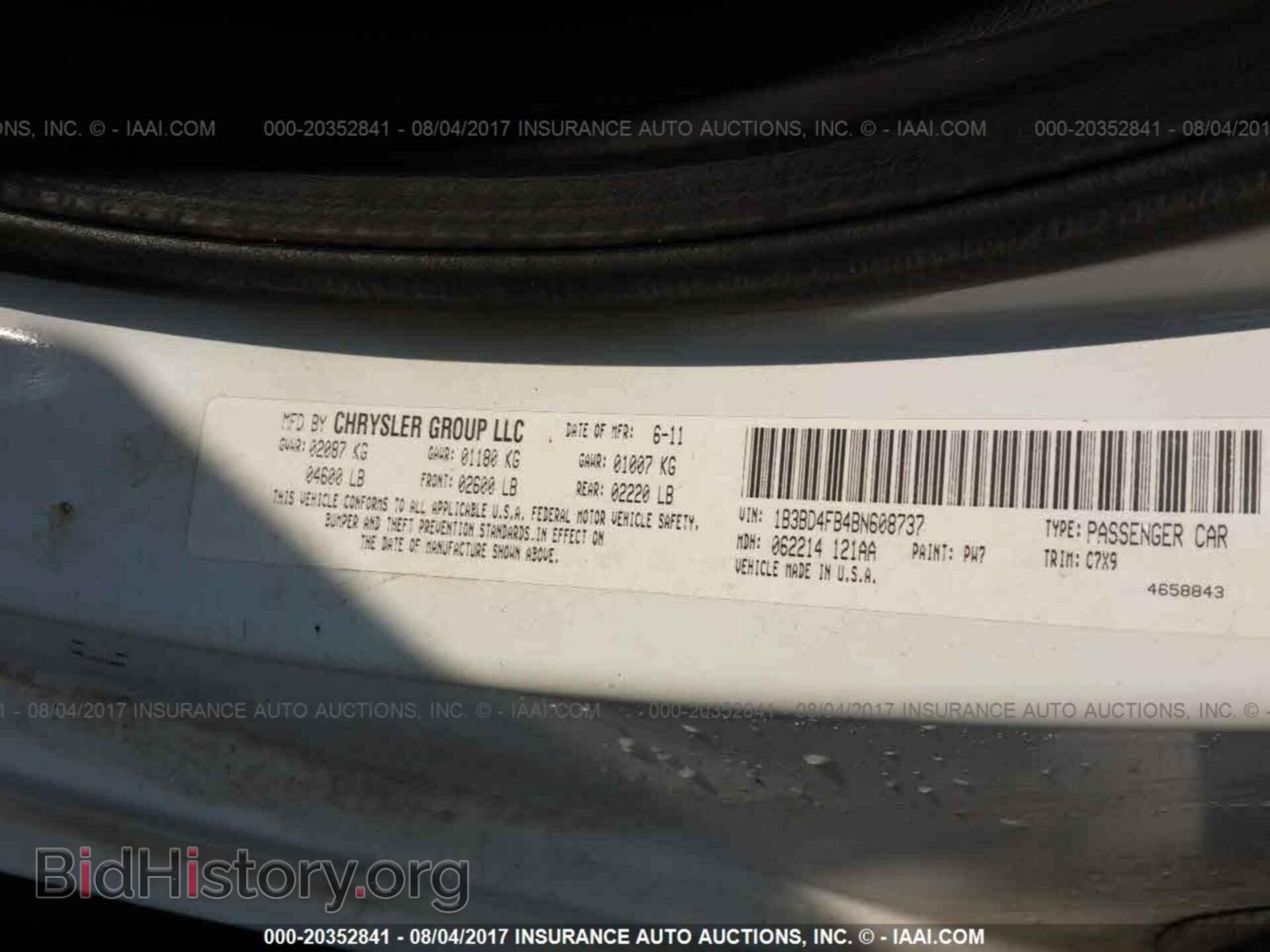2011 Dodge Avenger - VIN: 1B3BD4FB4BN608737 - Photo 9