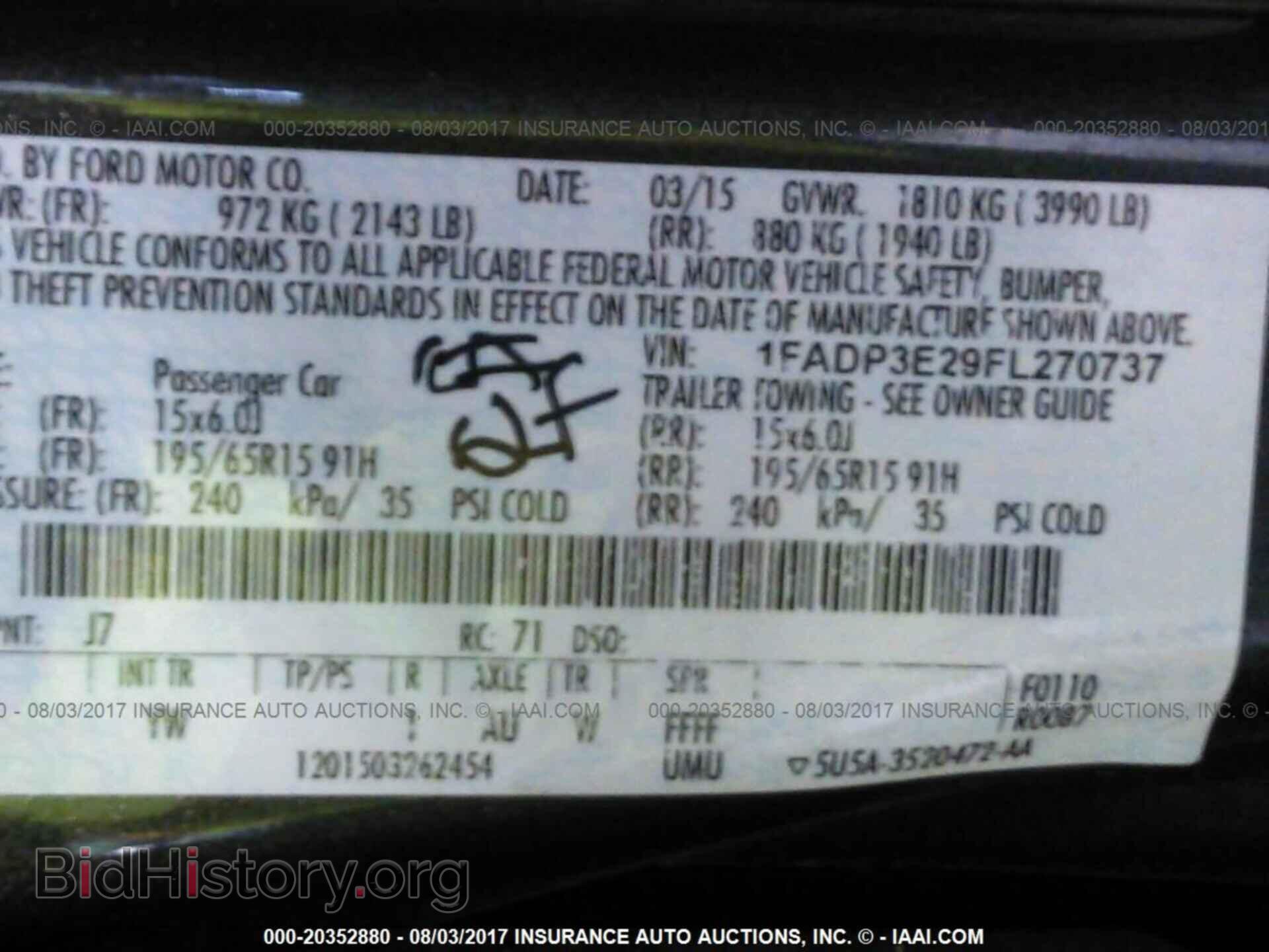 2015 Ford Focus - VIN: 1FADP3E29FL270737 - Photo 9