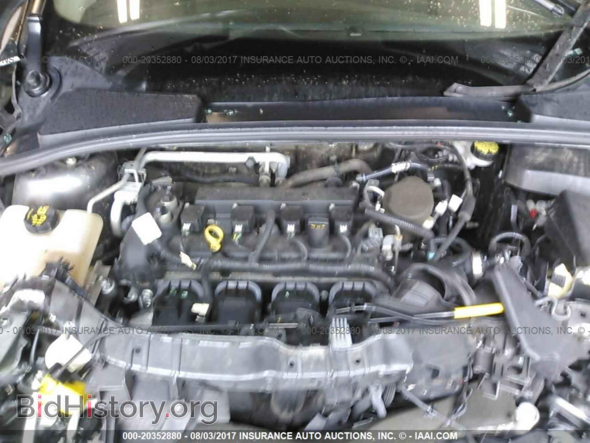 2015 Ford Focus - VIN: 1FADP3E29FL270737 - Photo 10