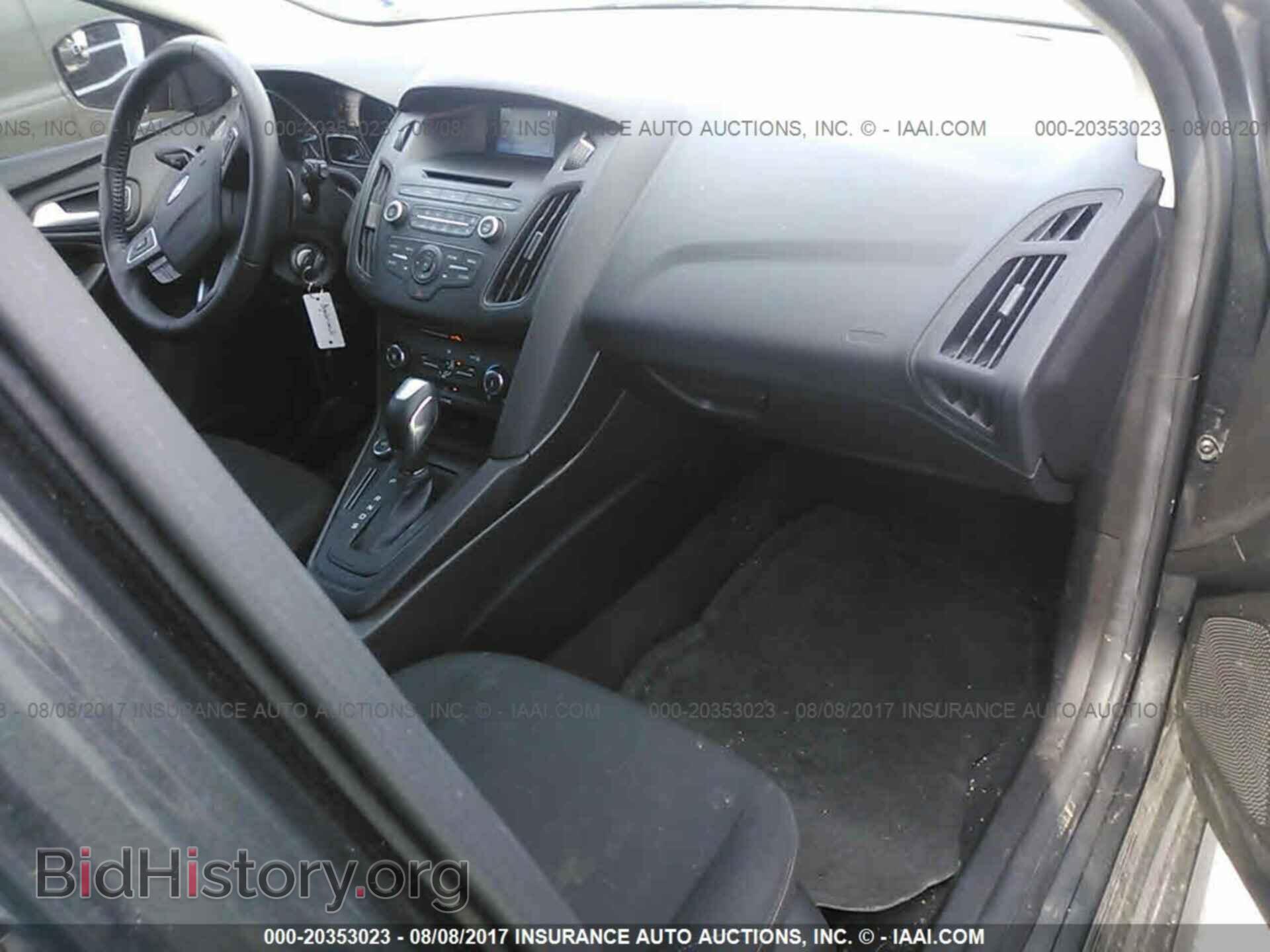 2016 Ford Focus - VIN: 1FADP3K29GL383352 - Фото 5