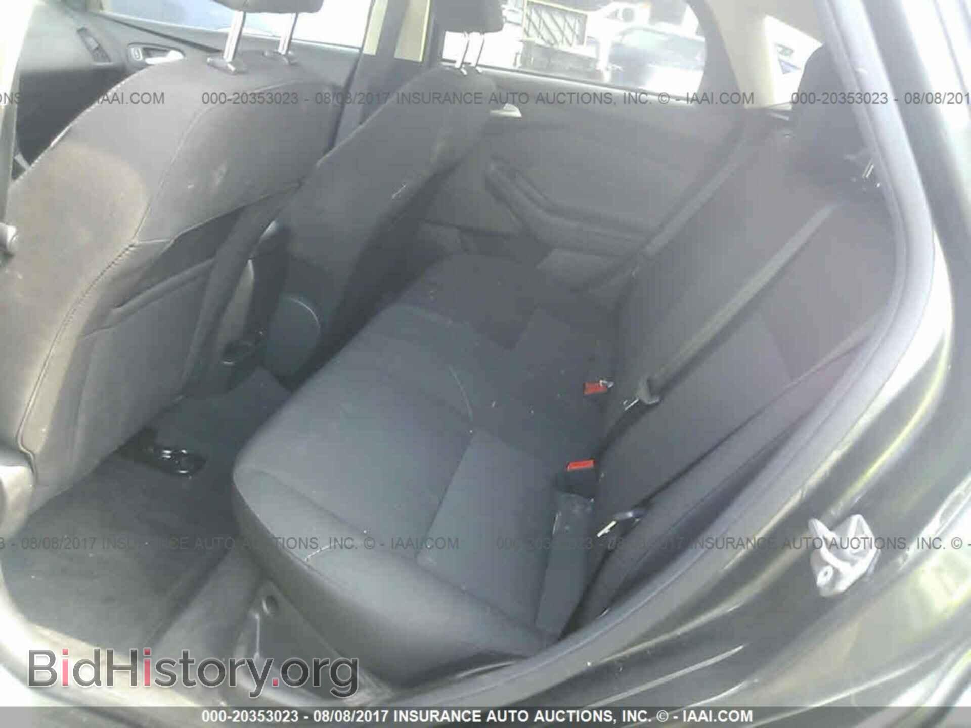 2016 Ford Focus - VIN: 1FADP3K29GL383352 - Фото 8