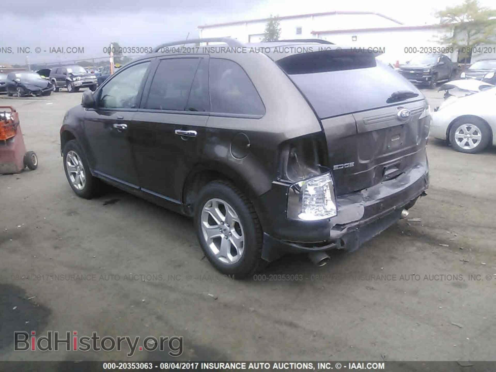 2011 Ford Edge - VIN: 2FMDK3JC1BBA84770 - Photo 3