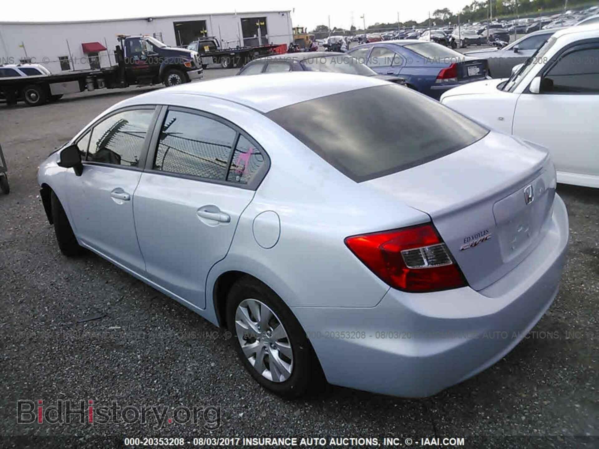 2012 Honda Civic - VIN: 2HGFB2F55CH514690 - Фото 3
