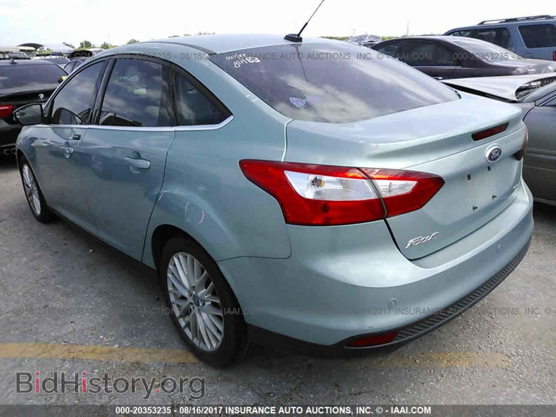 2012 Ford Focus - VIN: 1FAHP3H22CL104858 - Фото 3