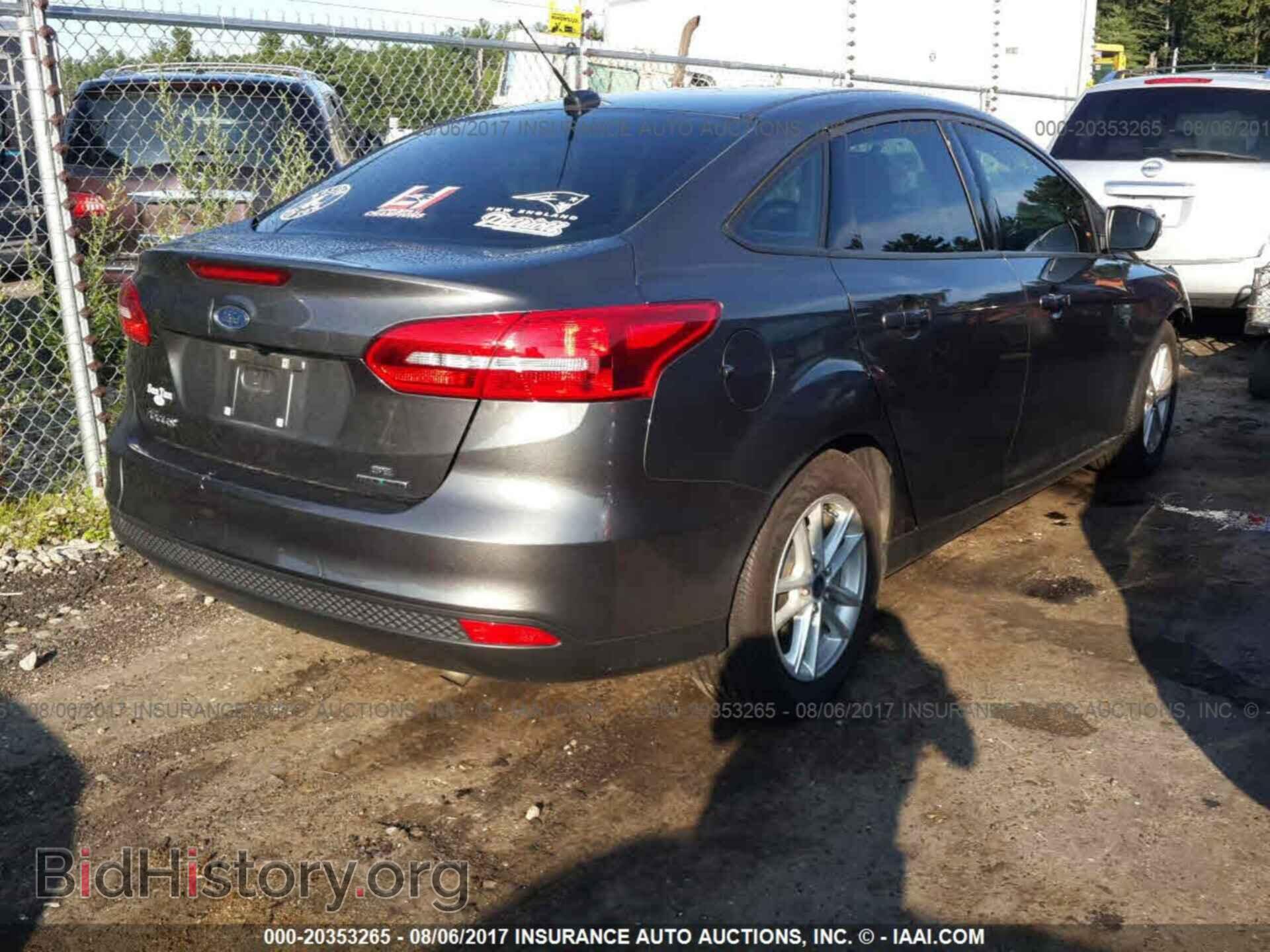 2016 Ford Focus - VIN: 1FADP3F25GL227349 - Фото 4