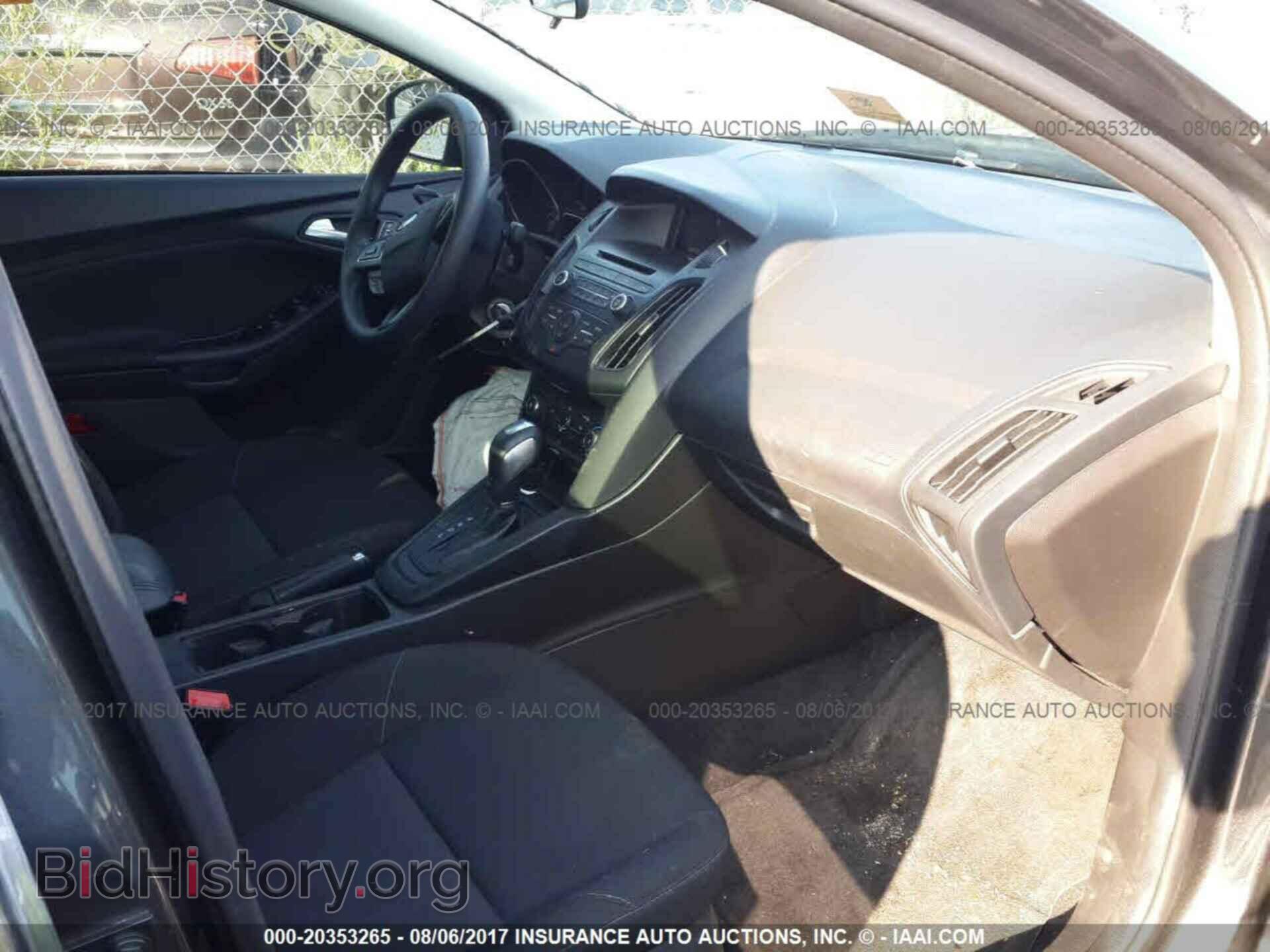 2016 Ford Focus - VIN: 1FADP3F25GL227349 - Фото 5