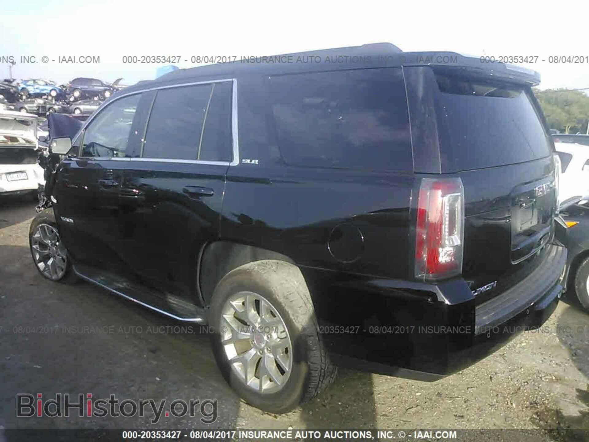 2017 Gmc Yukon - VIN: 1GKS1AKC4HR214715 - Фото 3