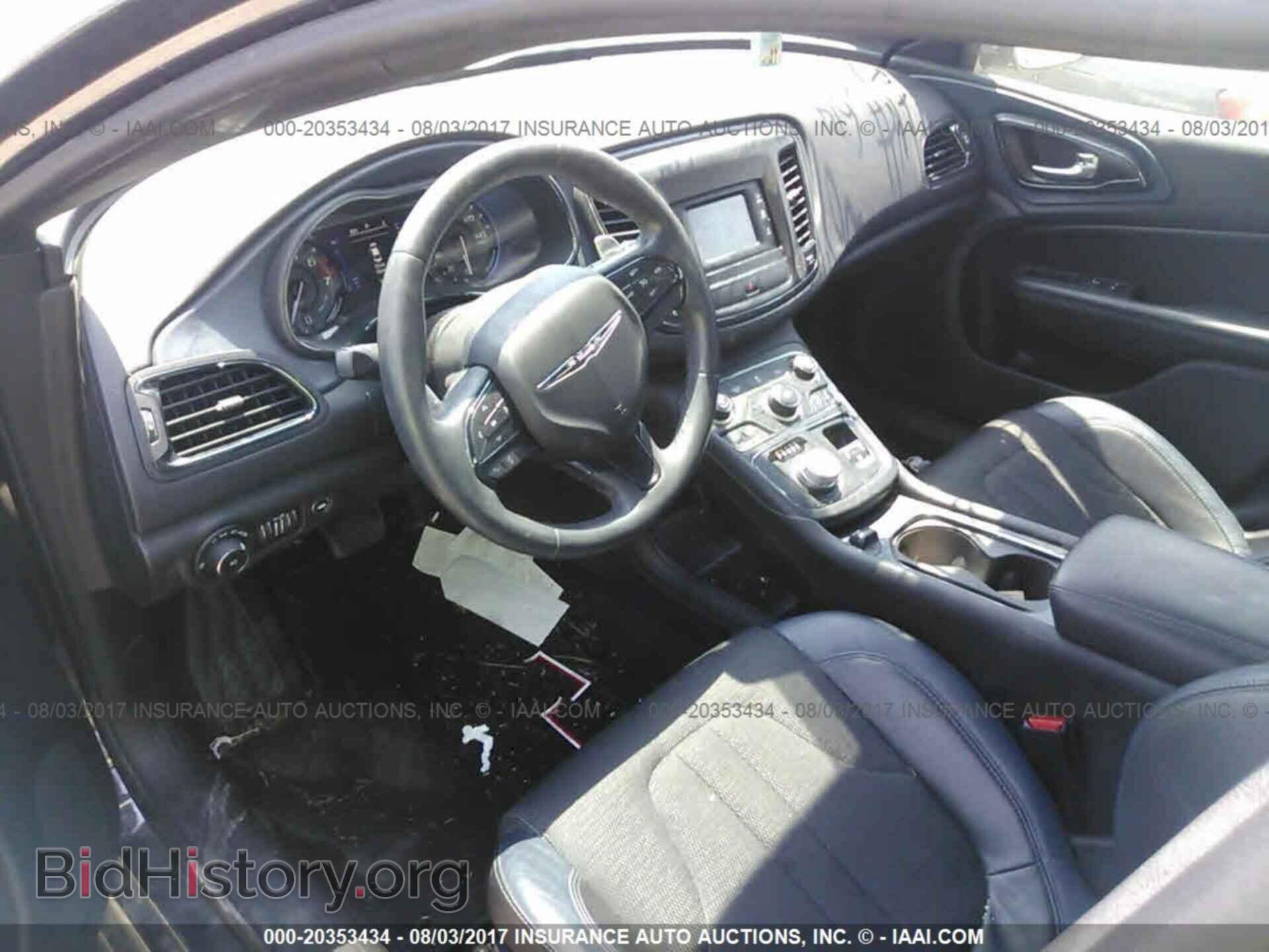 2015 Chrysler 200 - VIN: 1C3CCCBBXFN614221 - Photo 5