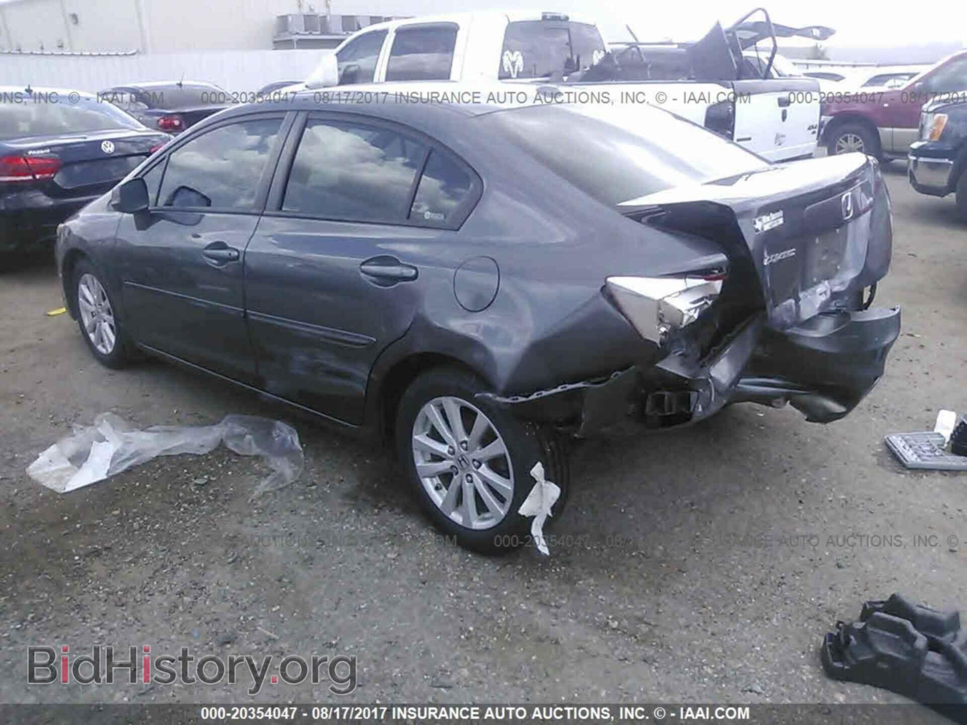2012 Honda Civic - VIN: 2HGFB2F98CH551851 - Фото 3