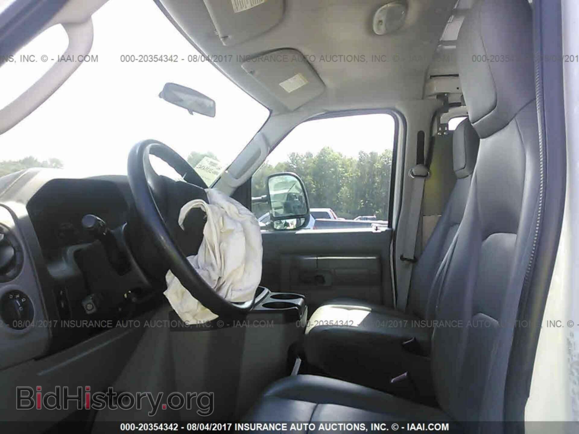 2011 Ford Econoline - VIN: 1FTNE1EWXBDA00366 - Фото 8