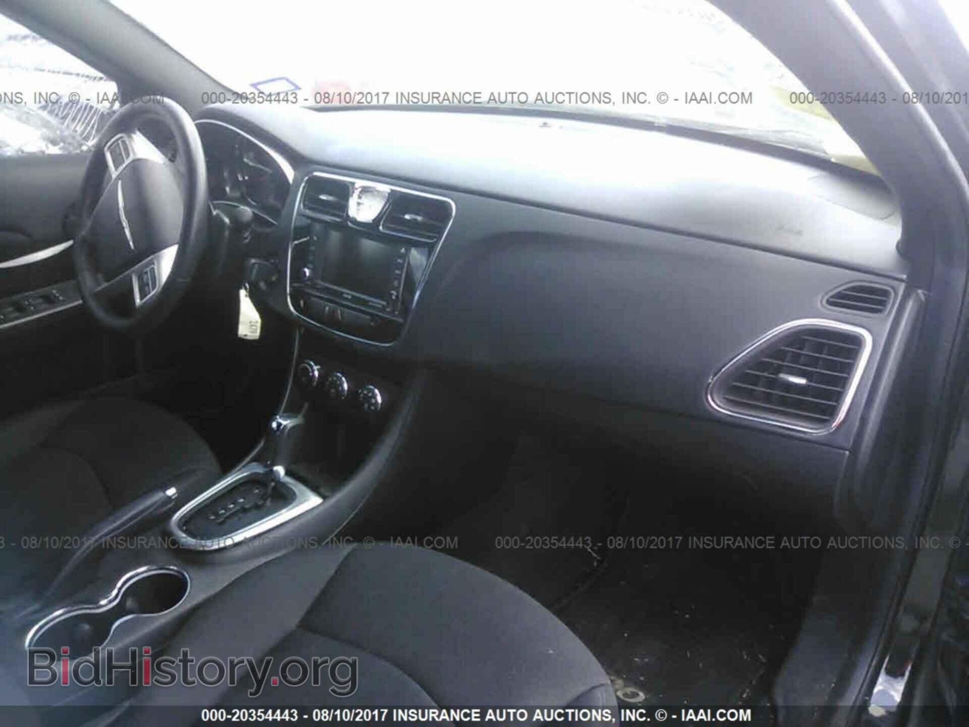 2014 Chrysler 200 - VIN: 1C3CCBBG7EN157565 - Фото 5