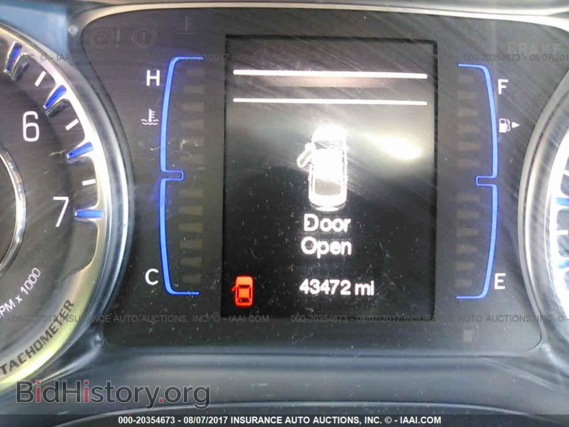 2015 Chrysler 200 - VIN: 1C3CCCAB2FN621732 - Photo 7