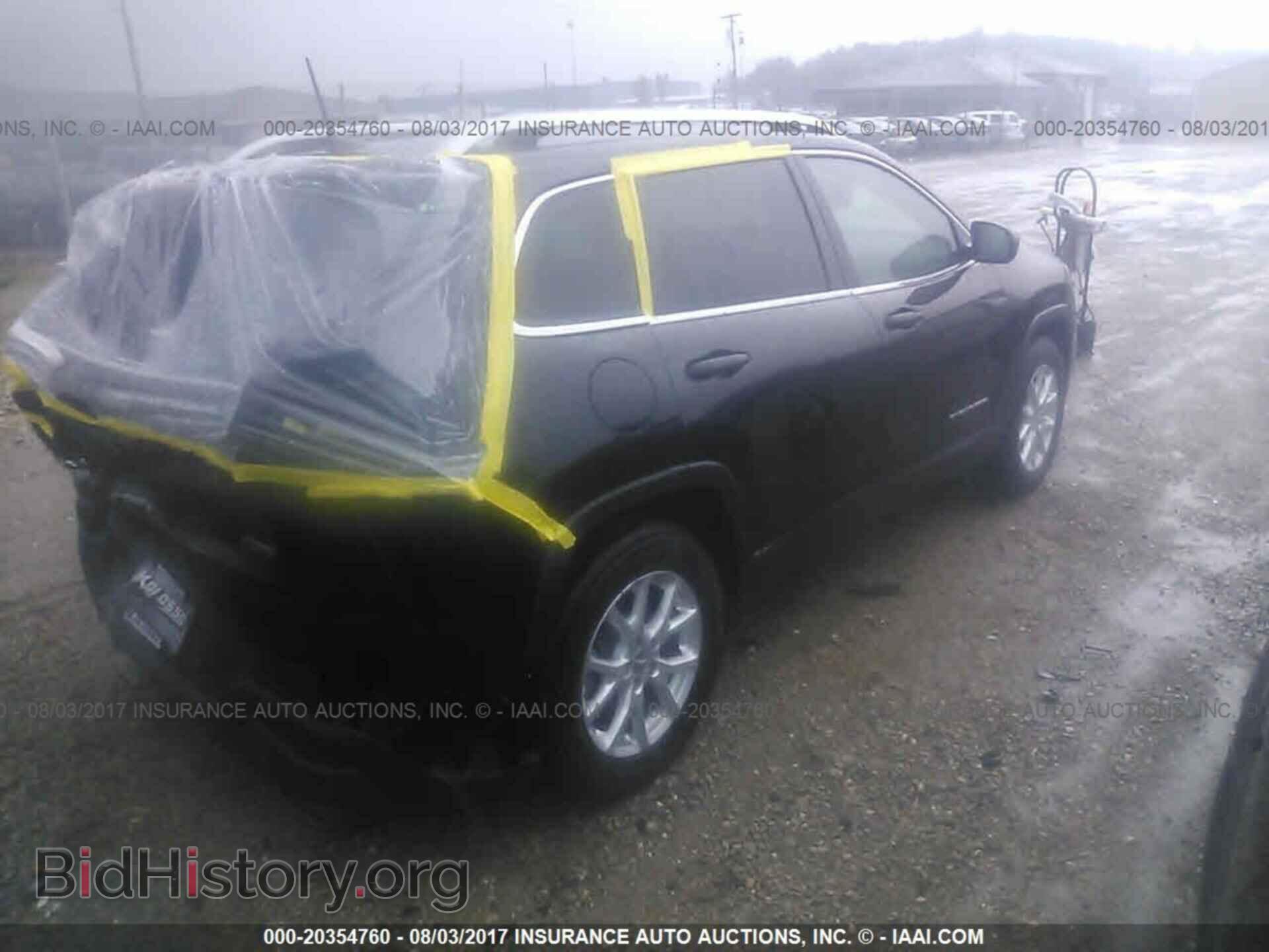 2017 Jeep Cherokee - VIN: 1C4PJMCS2HW597032 - Фото 4