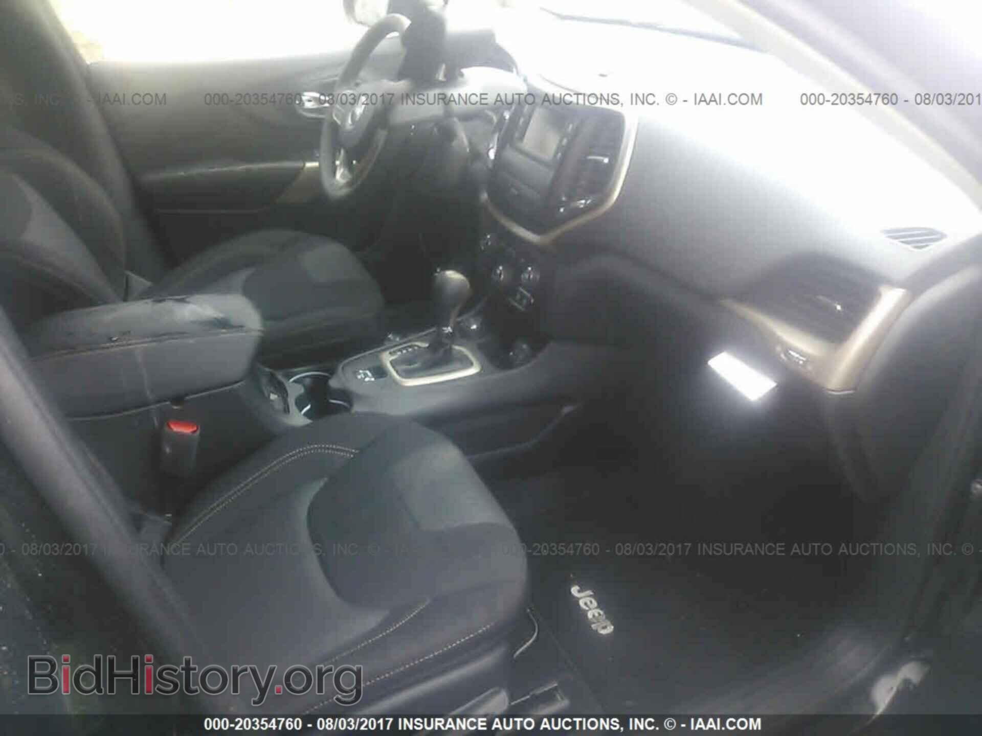 2017 Jeep Cherokee - VIN: 1C4PJMCS2HW597032 - Фото 5