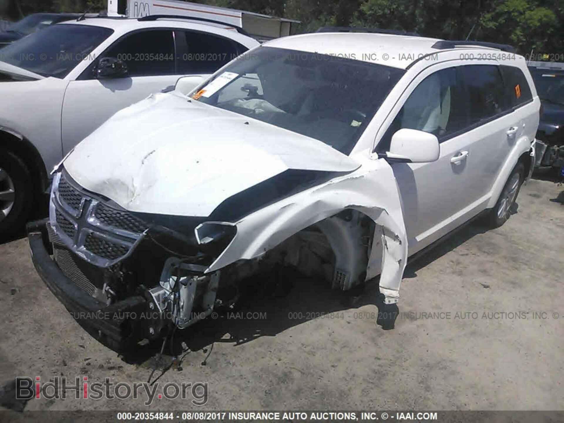 2013 Dodge Journey - VIN: 3C4PDCBG1DT552615 - Фото 2