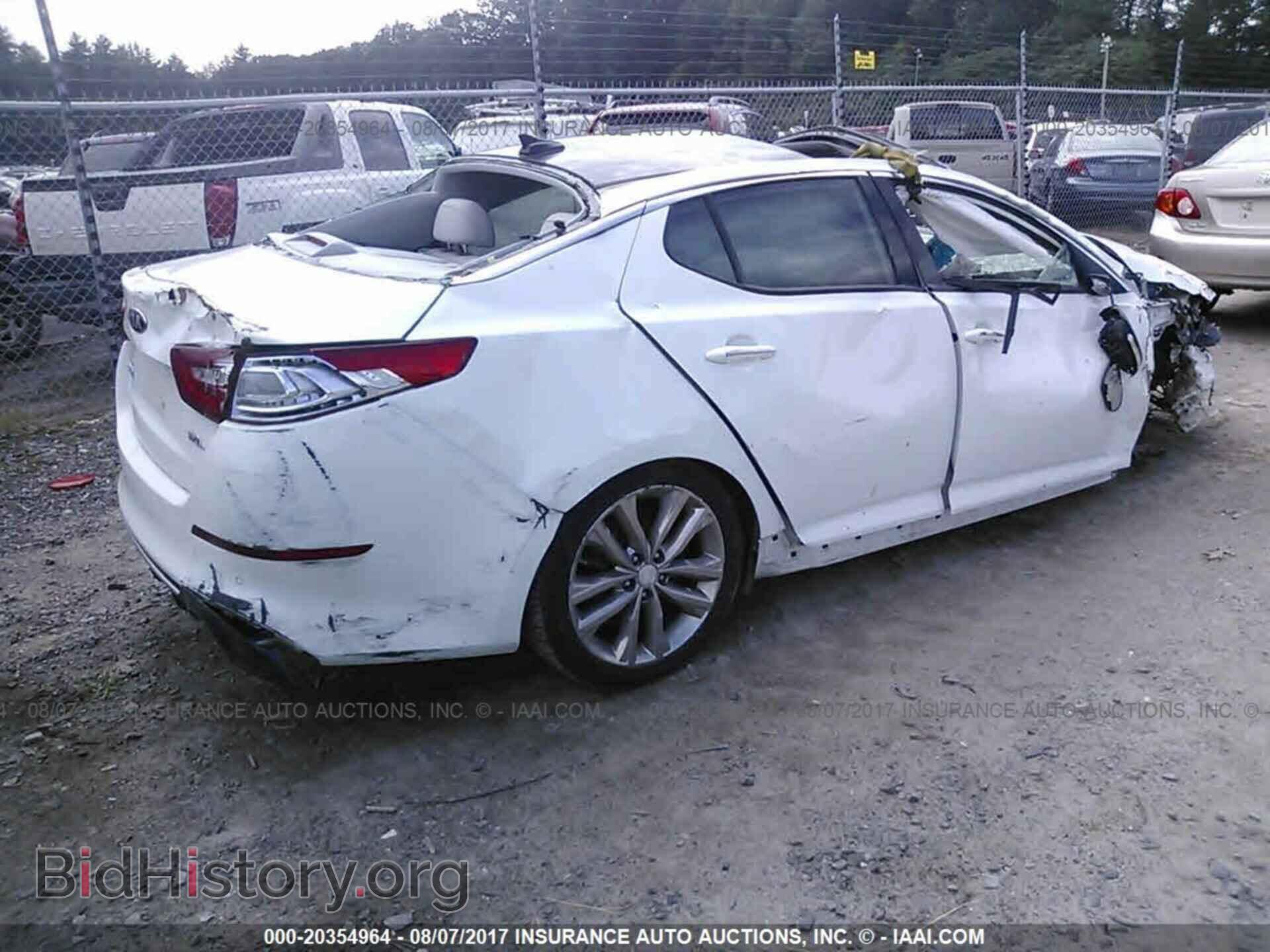 2014 Kia Optima - VIN: 5XXGR4A62EG321428 - Photo 4