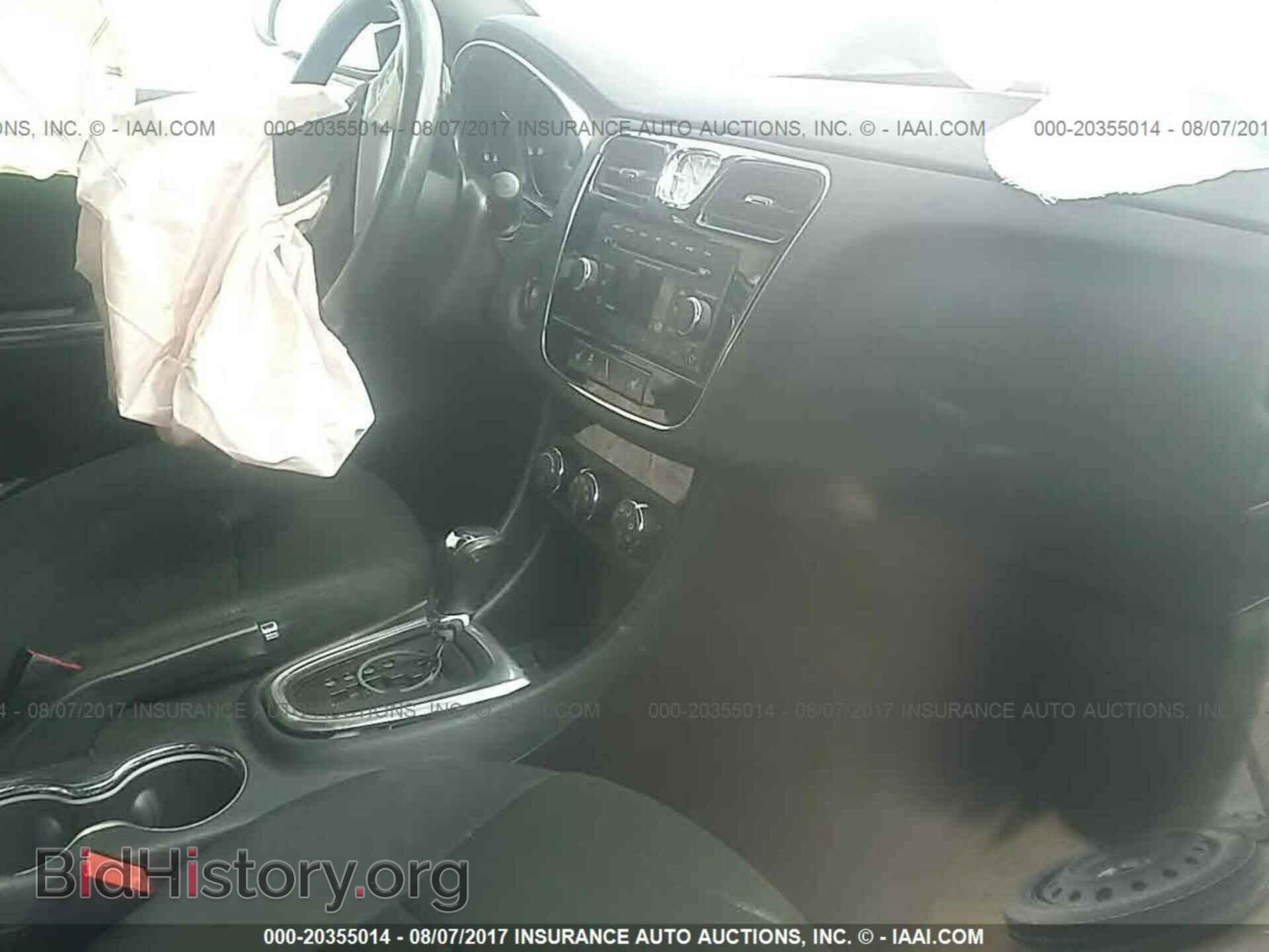 2012 Chrysler 200 - VIN: 1C3CCBBB0CN174113 - Photo 5