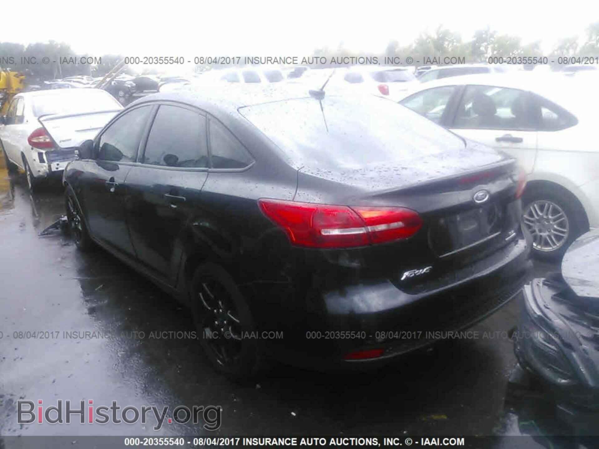 2016 Ford Focus - VIN: 1FADP3F21GL251261 - Фото 3
