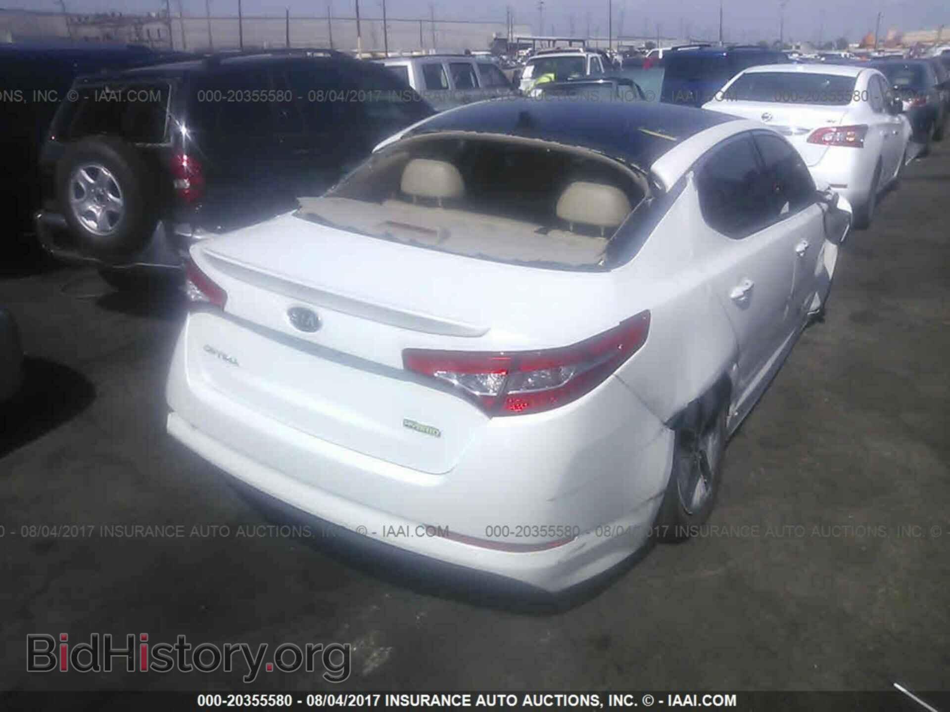 2011 Kia Optima - VIN: KNAGM4AD8B5007941 - Photo 4