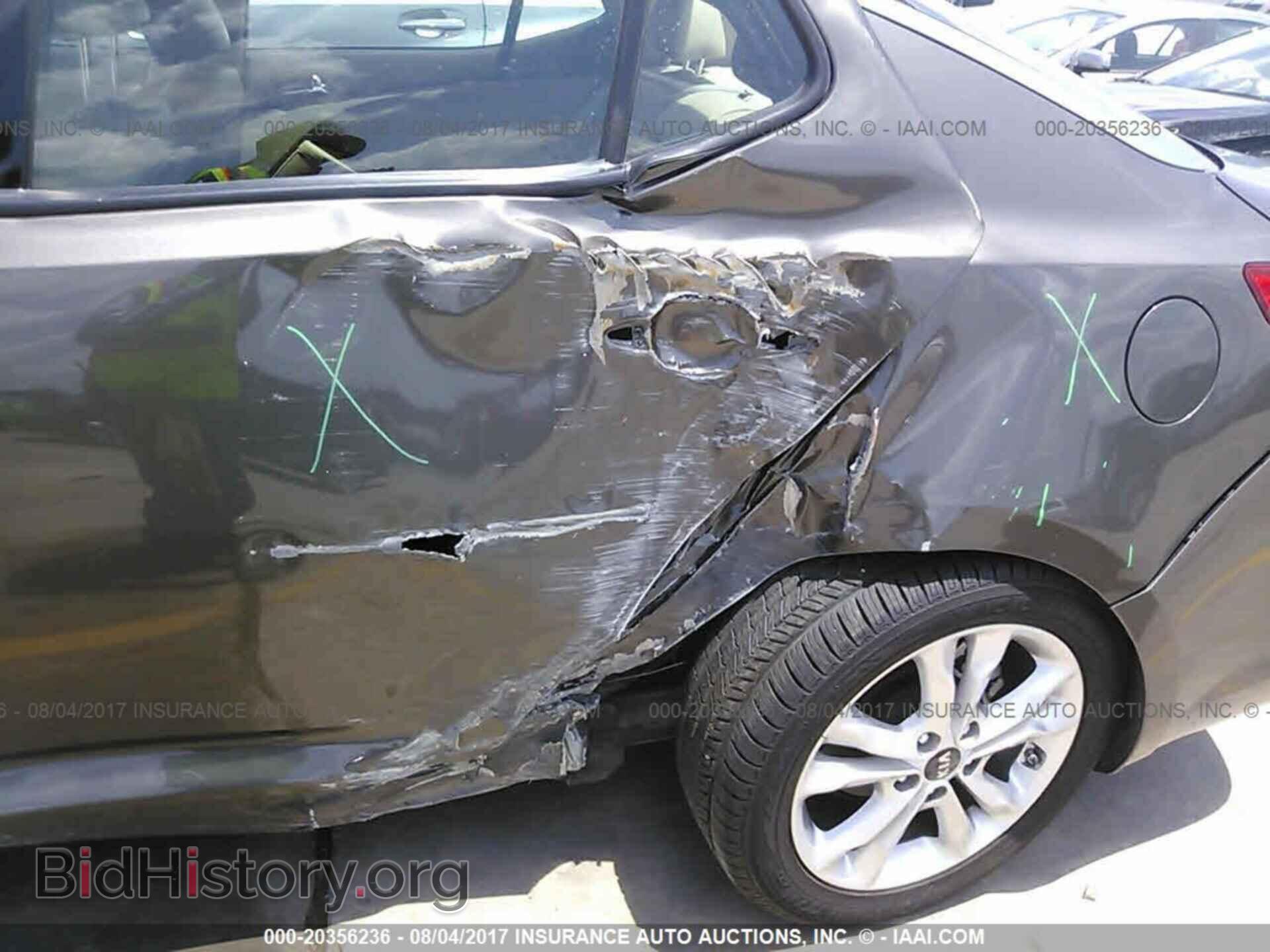 2011 Kia Optima - VIN: KNAGN4A77B5137703 - Фото 6