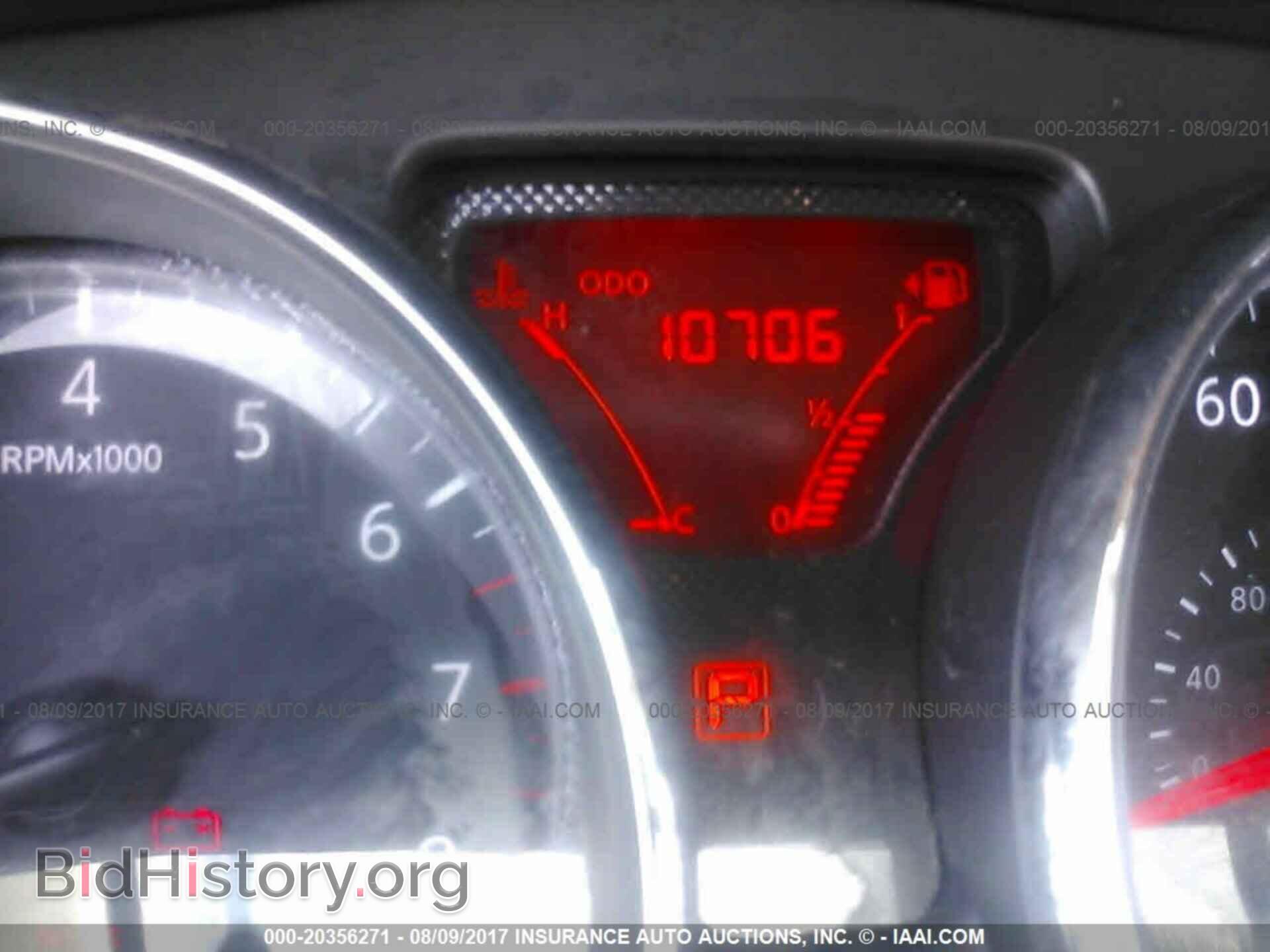 2015 Nissan Versa note - VIN: 3N1CE2CP1FL404152 - Photo 7