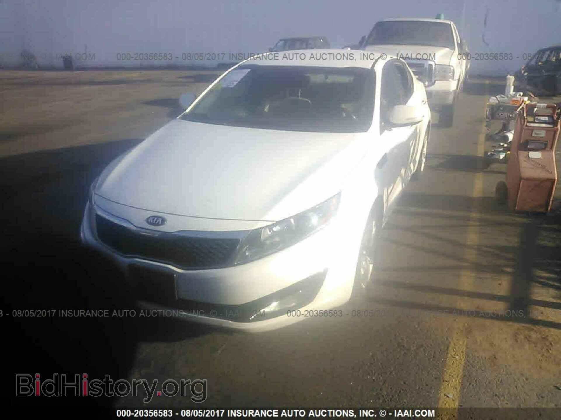 2013 Kia Optima - VIN: KNAGM4A76D5325165 - Photo 2
