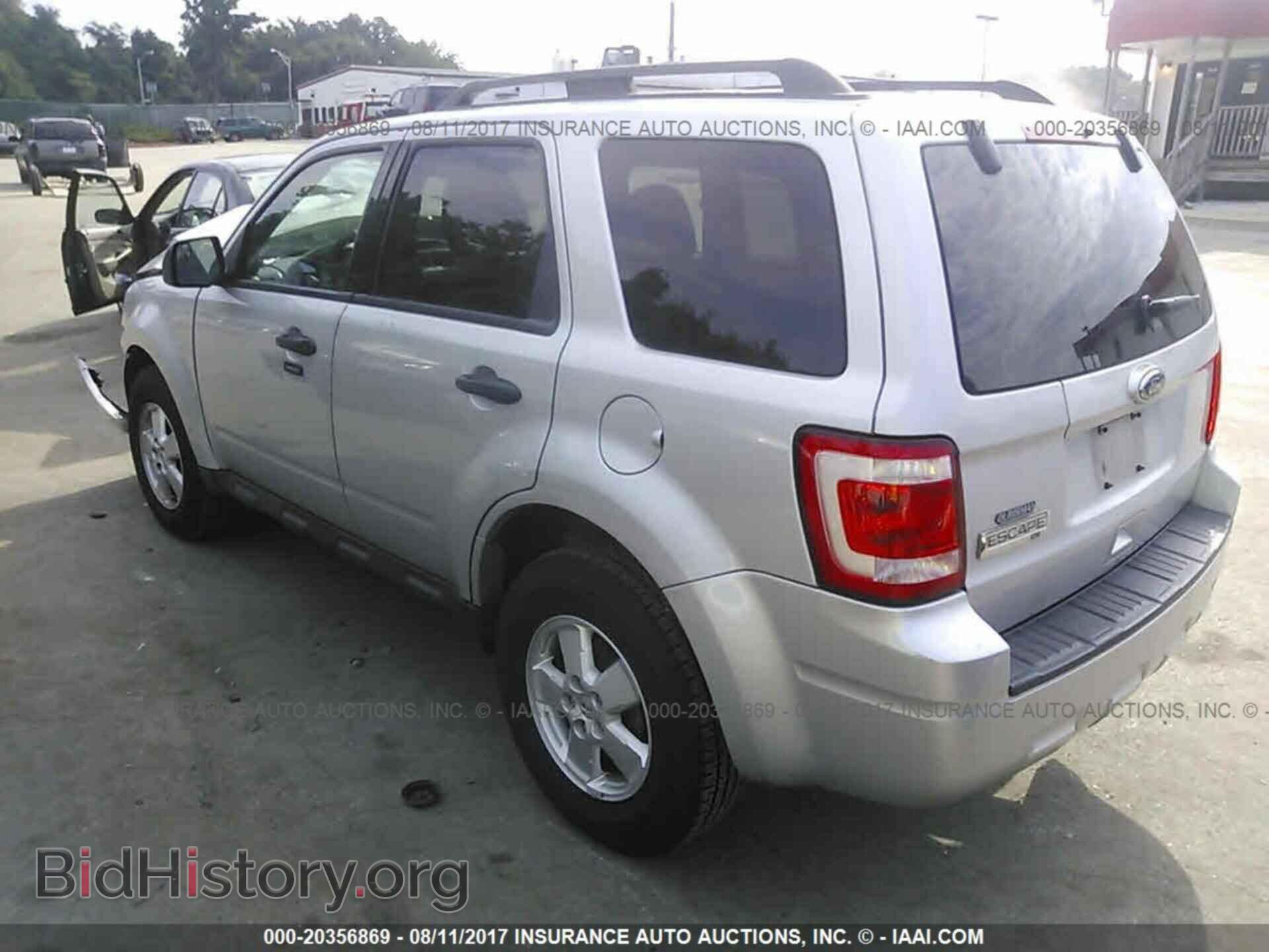 2011 Ford Escape - VIN: 1FMCU0D74BKA66403 - Фото 3