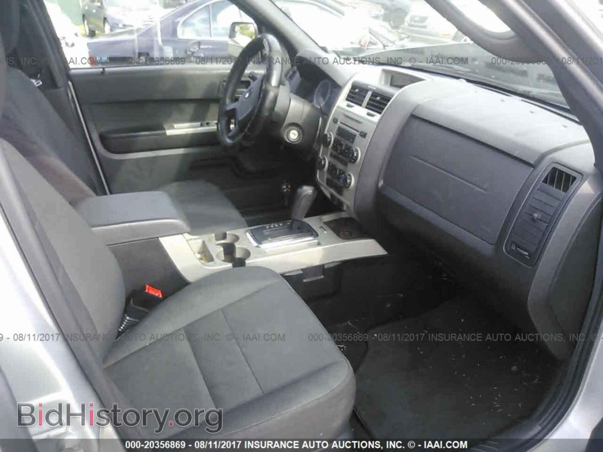 2011 Ford Escape - VIN: 1FMCU0D74BKA66403 - Фото 5