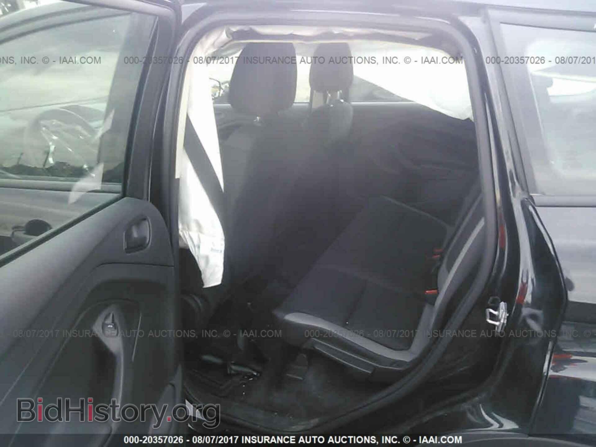 2014 Ford Escape - VIN: 1FMCU0F76EUD62612 - Photo 8