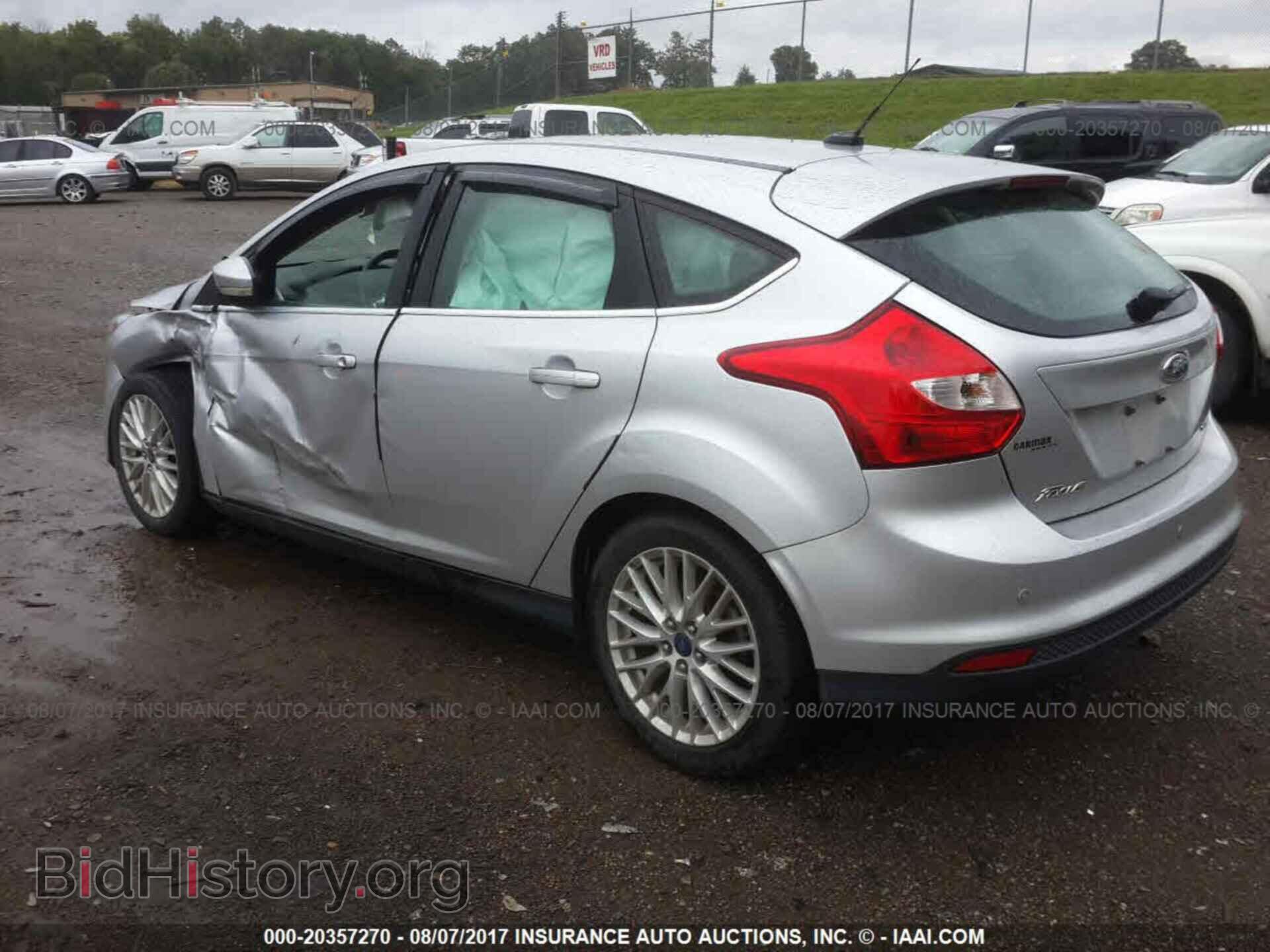 2012 Ford Focus - VIN: 1FAHP3M27CL325491 - Photo 3
