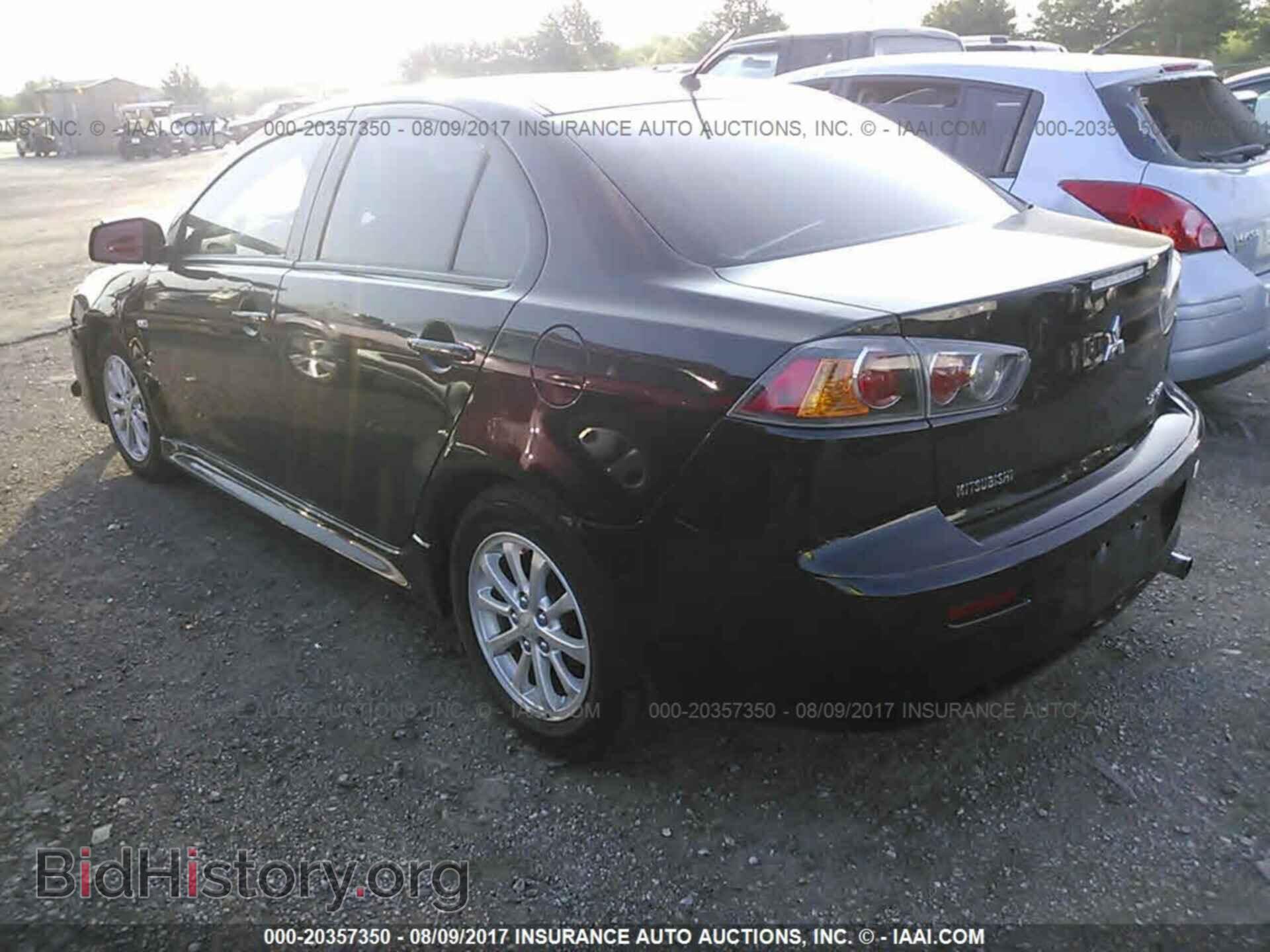 2014 Mitsubishi Lancer - VIN: JA32U2FU3EU003878 - Фото 3