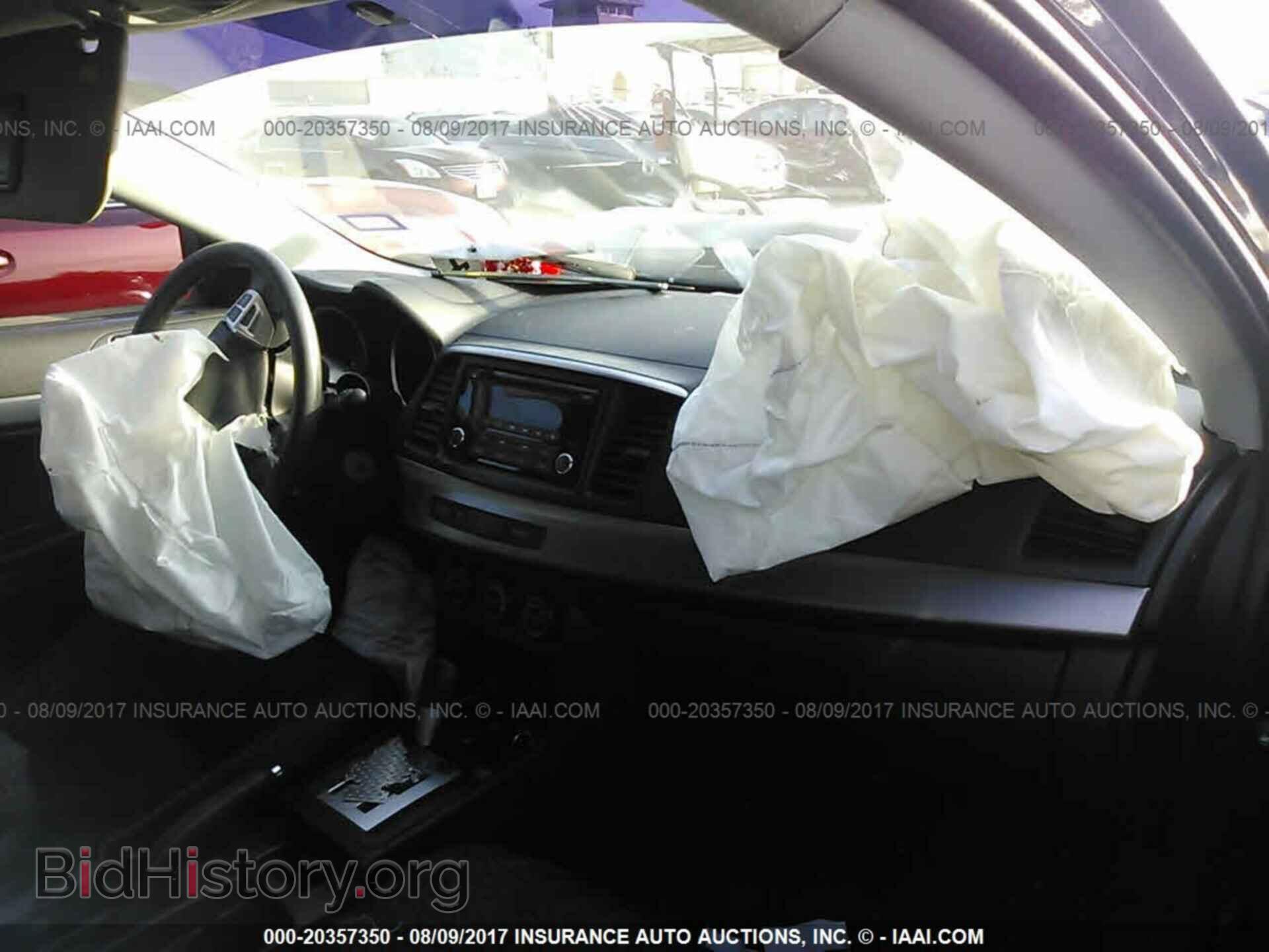 2014 Mitsubishi Lancer - VIN: JA32U2FU3EU003878 - Фото 5