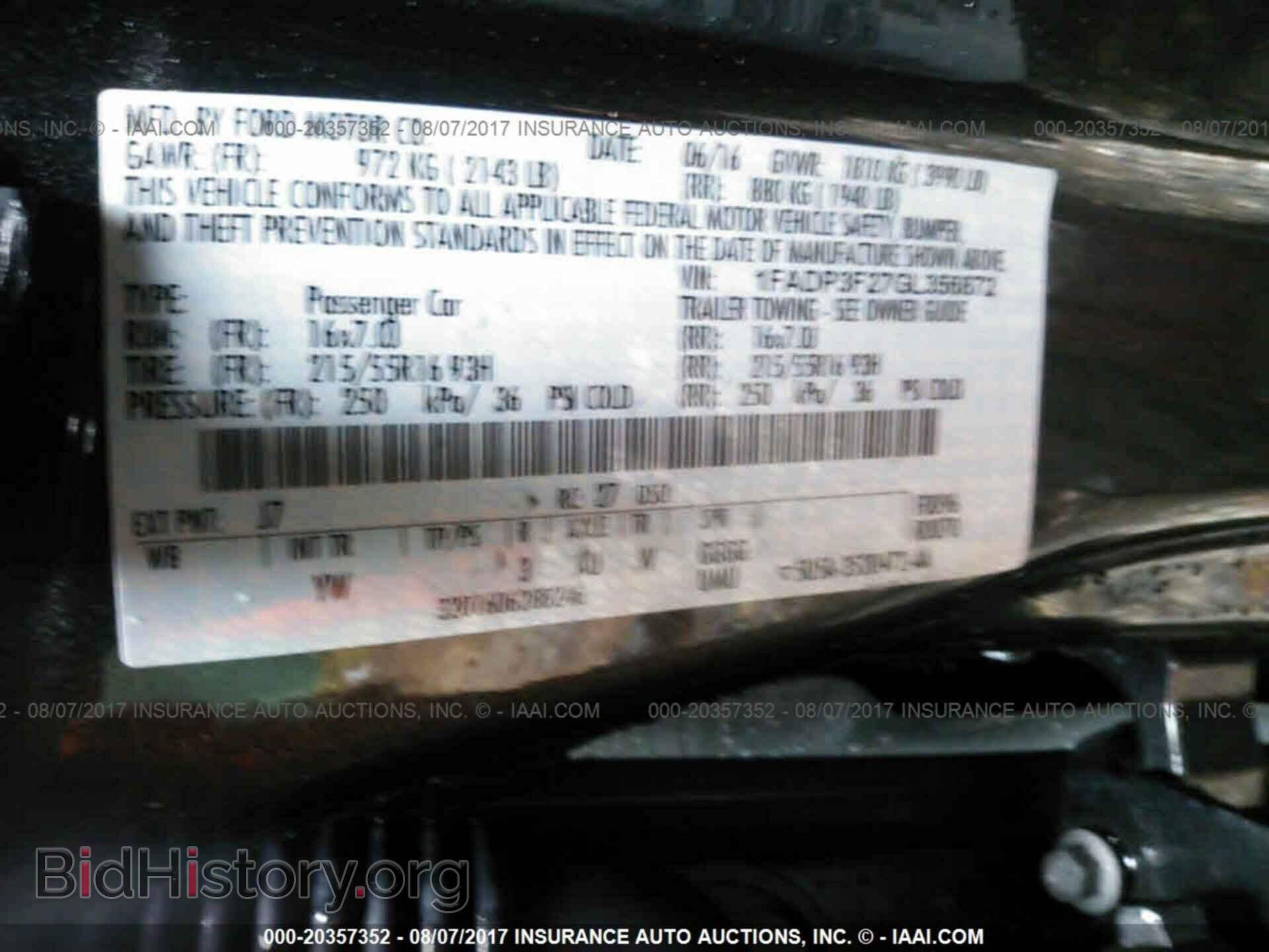 2016 Ford Focus - VIN: 1FADP3F27GL356872 - Photo 9