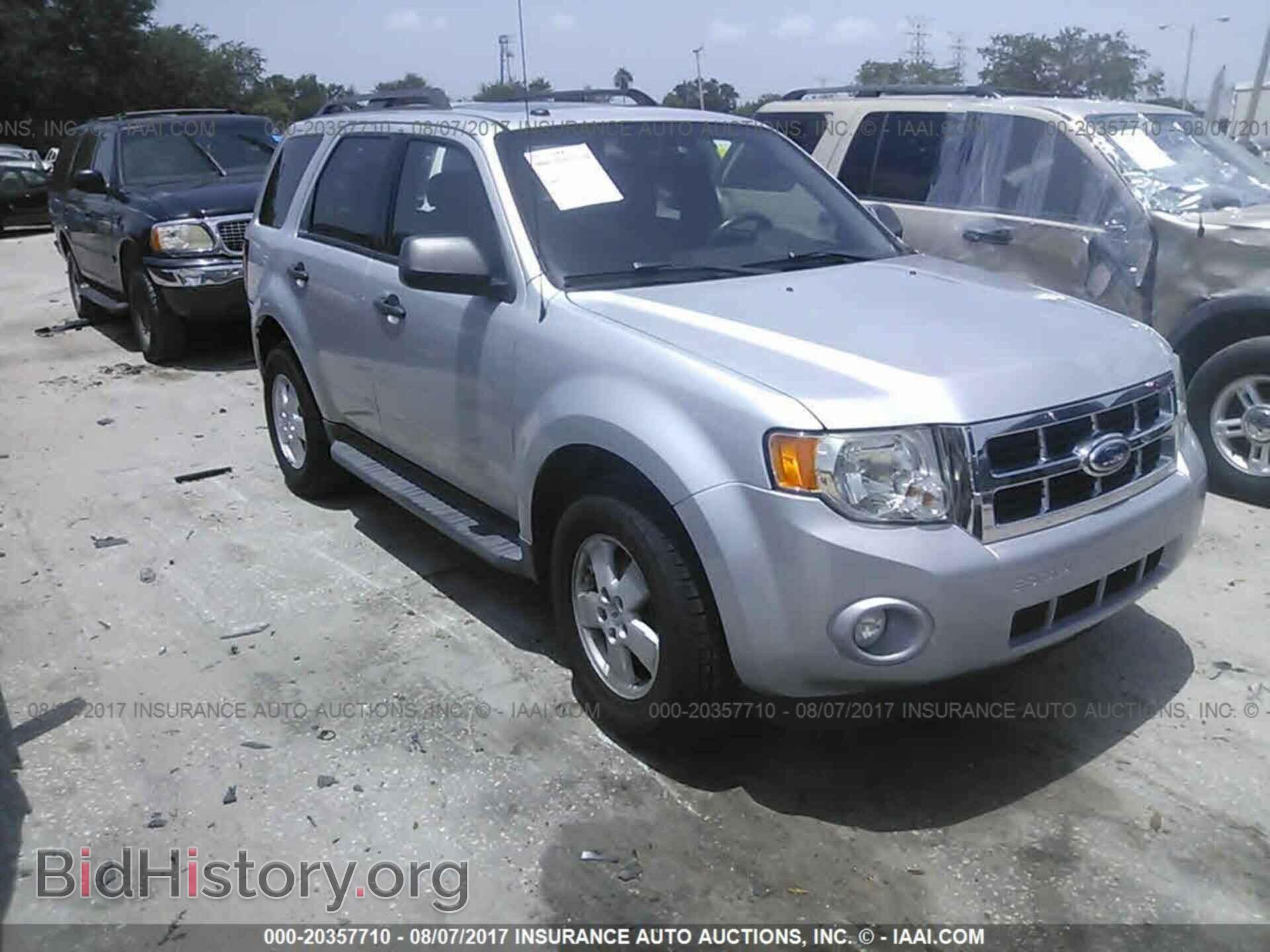 Photo 1FMCU0D70CKA98959 - Ford Escape 2012