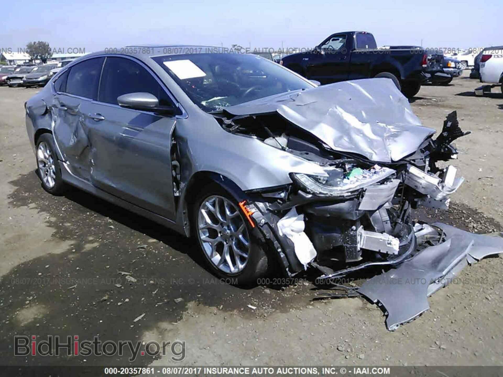 Photo 1C3CCCEG4FN512629 - Chrysler 200 2015