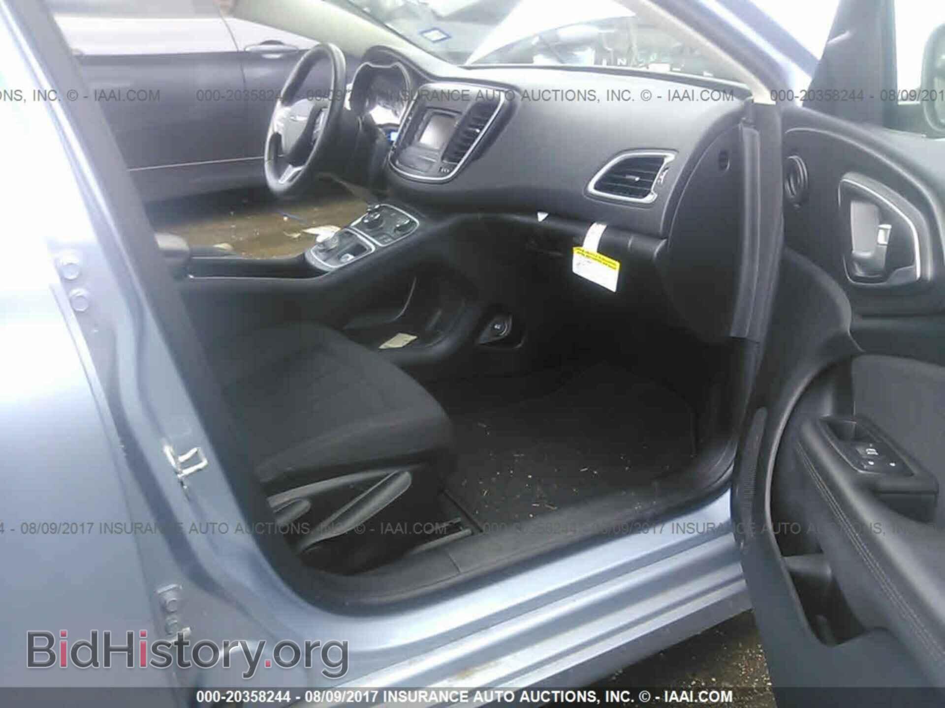 2015 Chrysler 200 - VIN: 1C3CCCAB8FN729353 - Photo 5