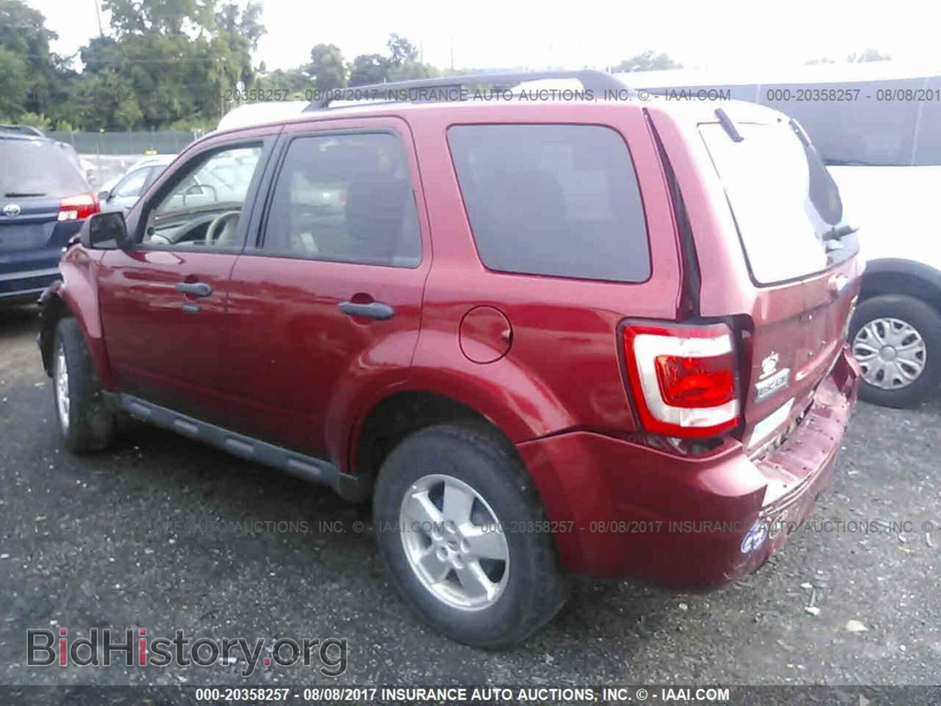 2012 Ford Escape - VIN: 1FMCU9D72CKB26099 - Photo 3