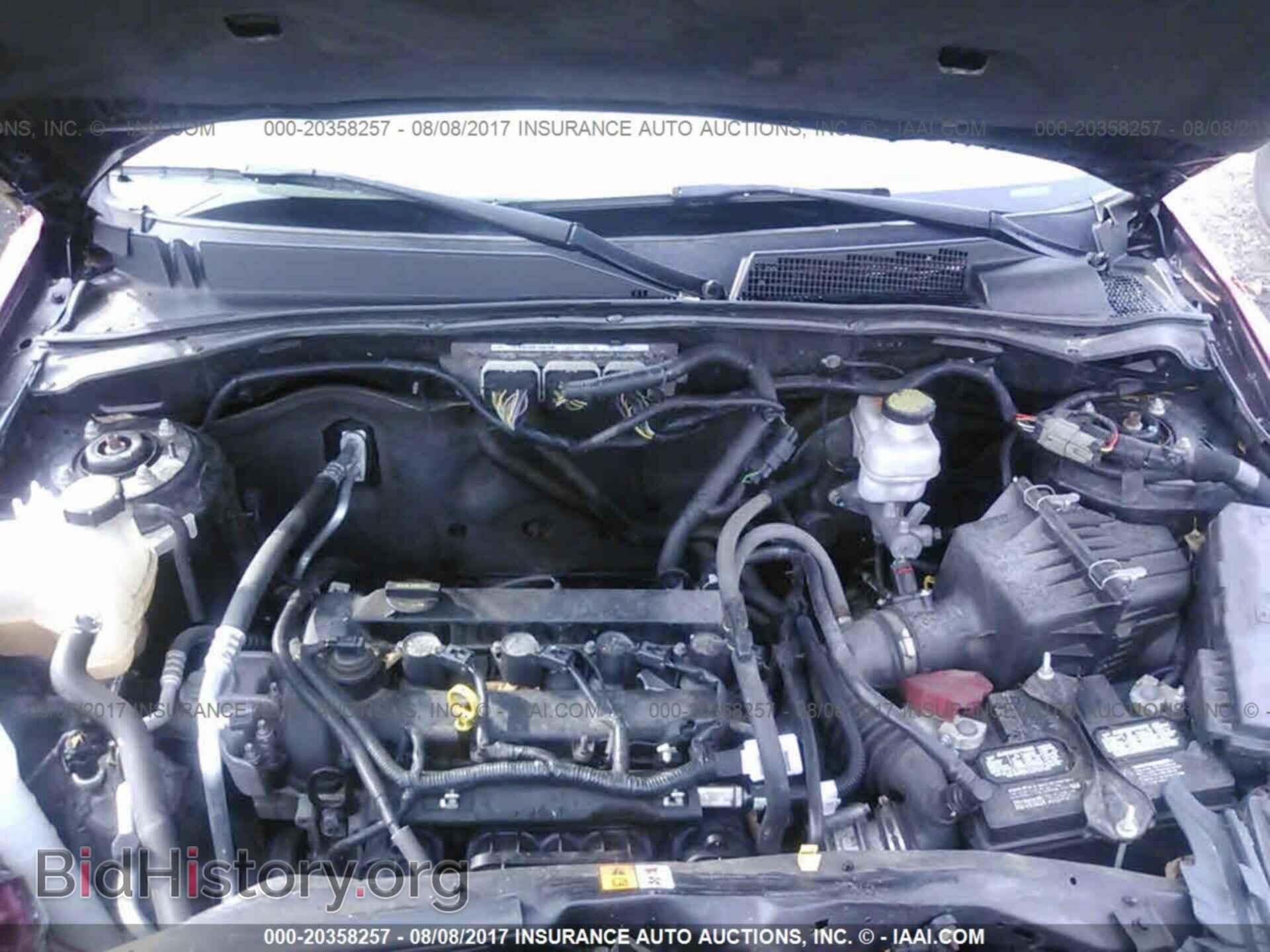 2012 Ford Escape - VIN: 1FMCU9D72CKB26099 - Photo 10