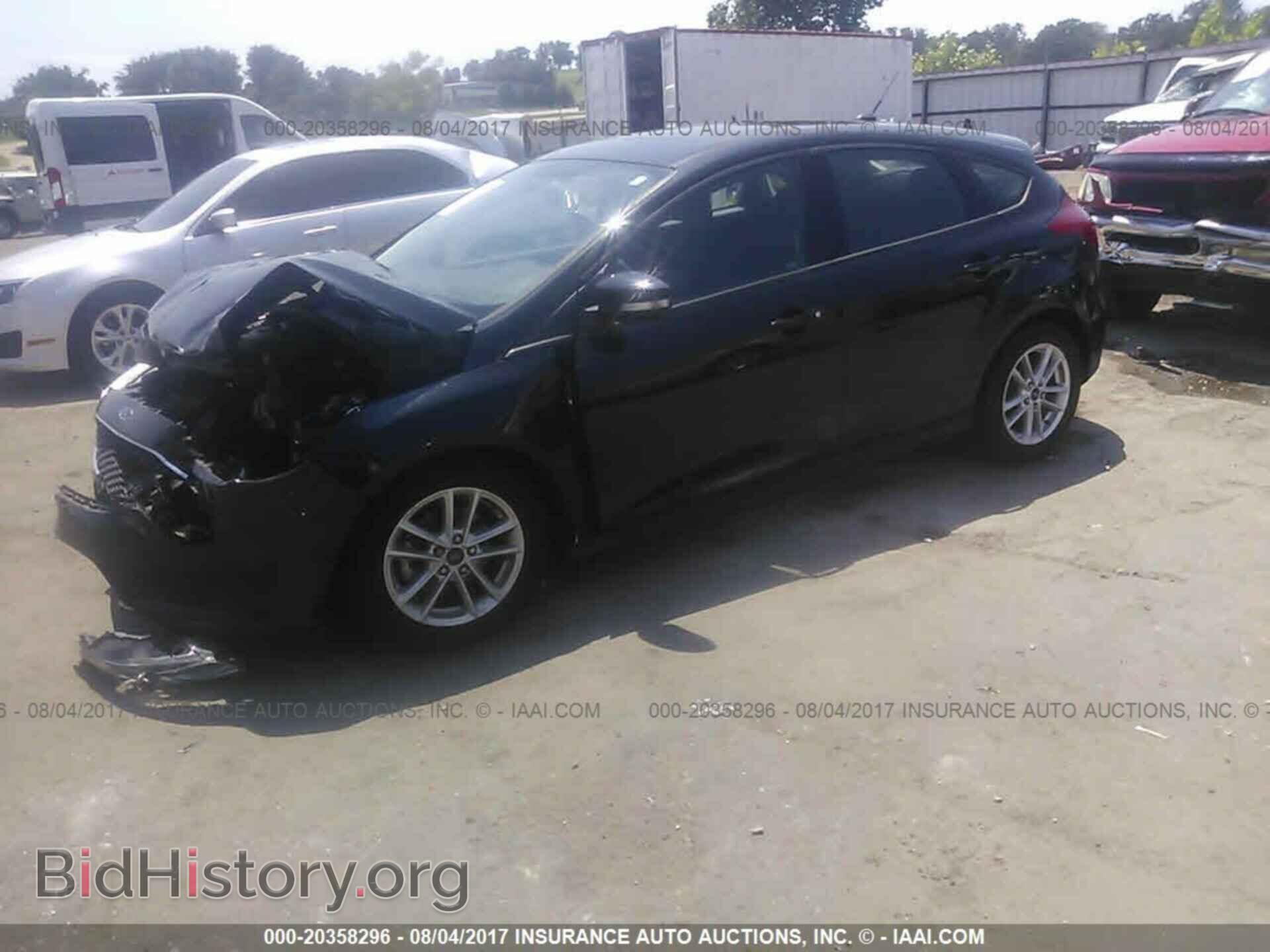 2015 Ford Focus - VIN: 1FADP3K22FL381912 - Фото 2