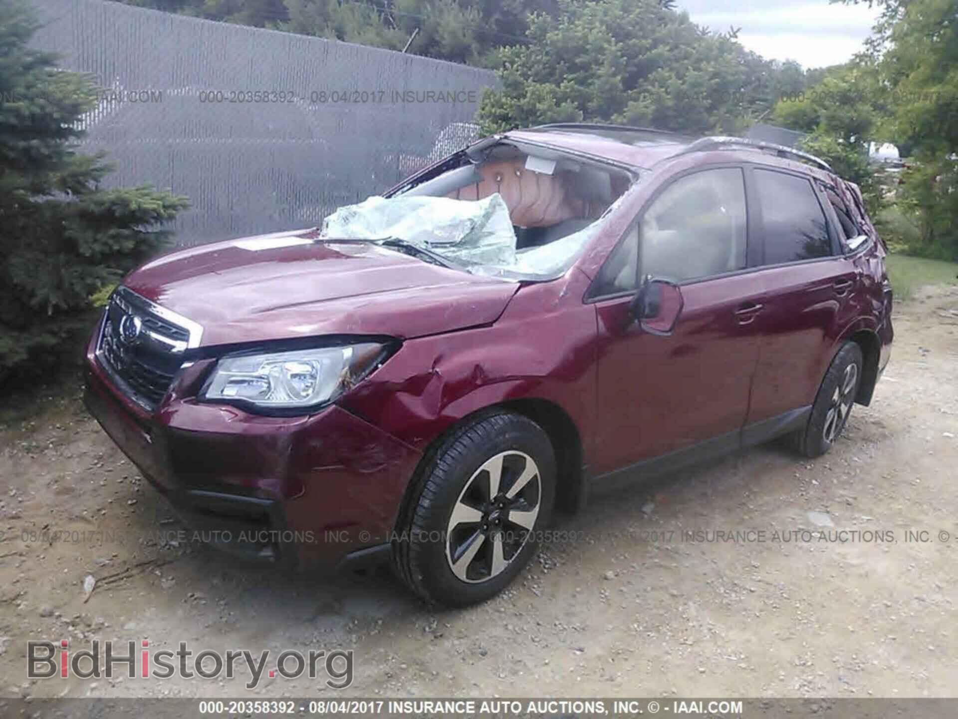 2018 Subaru Forester - VIN: JF2SJAEC2JH400323 - Фото 2