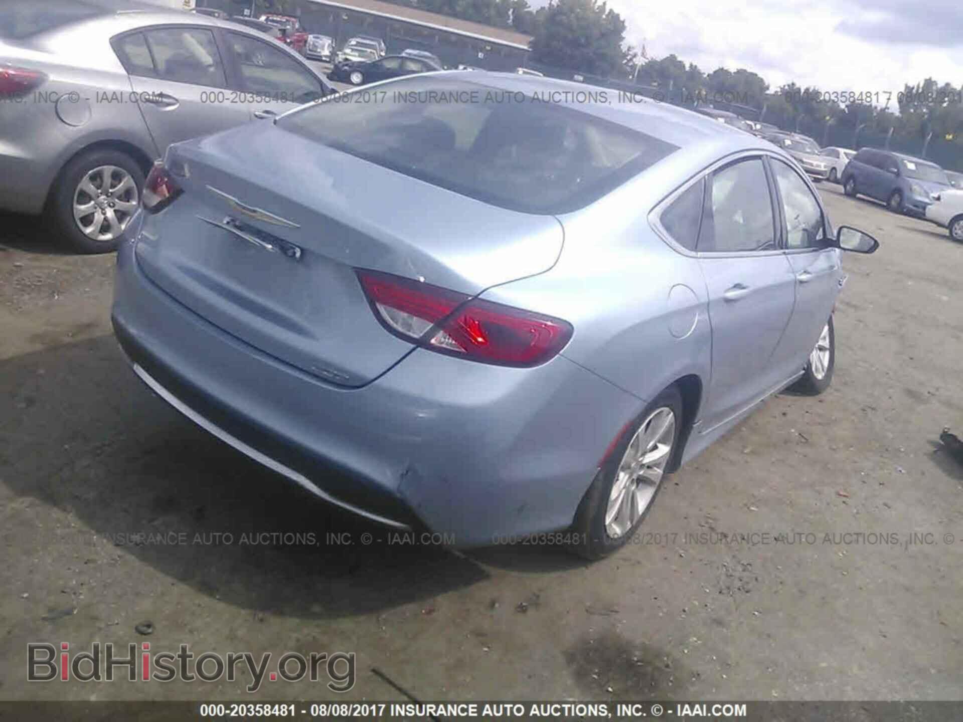 2015 Chrysler 200 - VIN: 1C3CCCAB5FN615276 - Photo 4