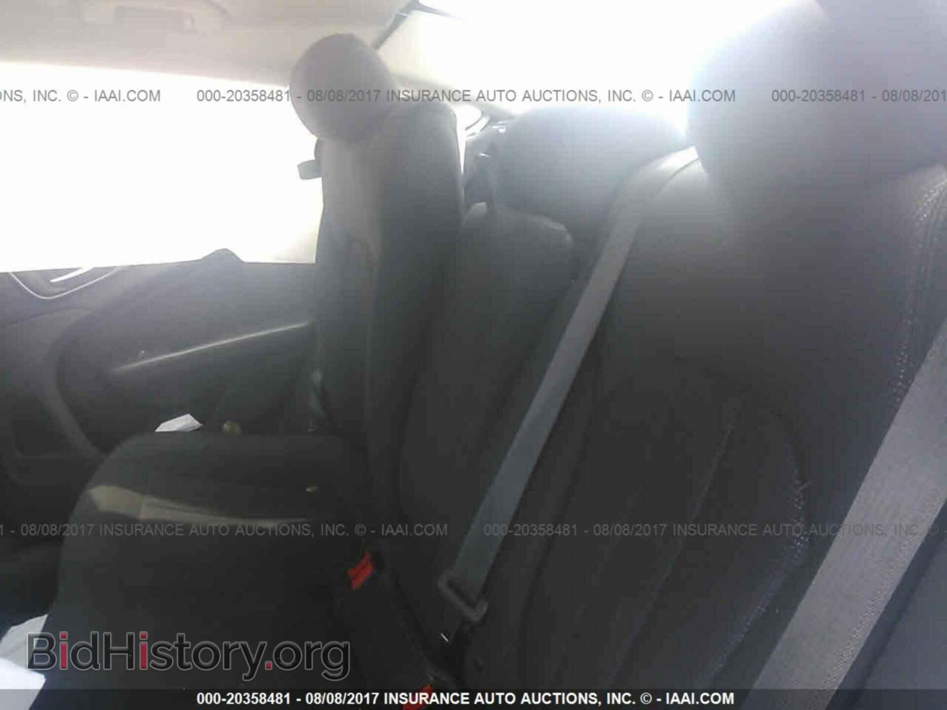 2015 Chrysler 200 - VIN: 1C3CCCAB5FN615276 - Photo 8