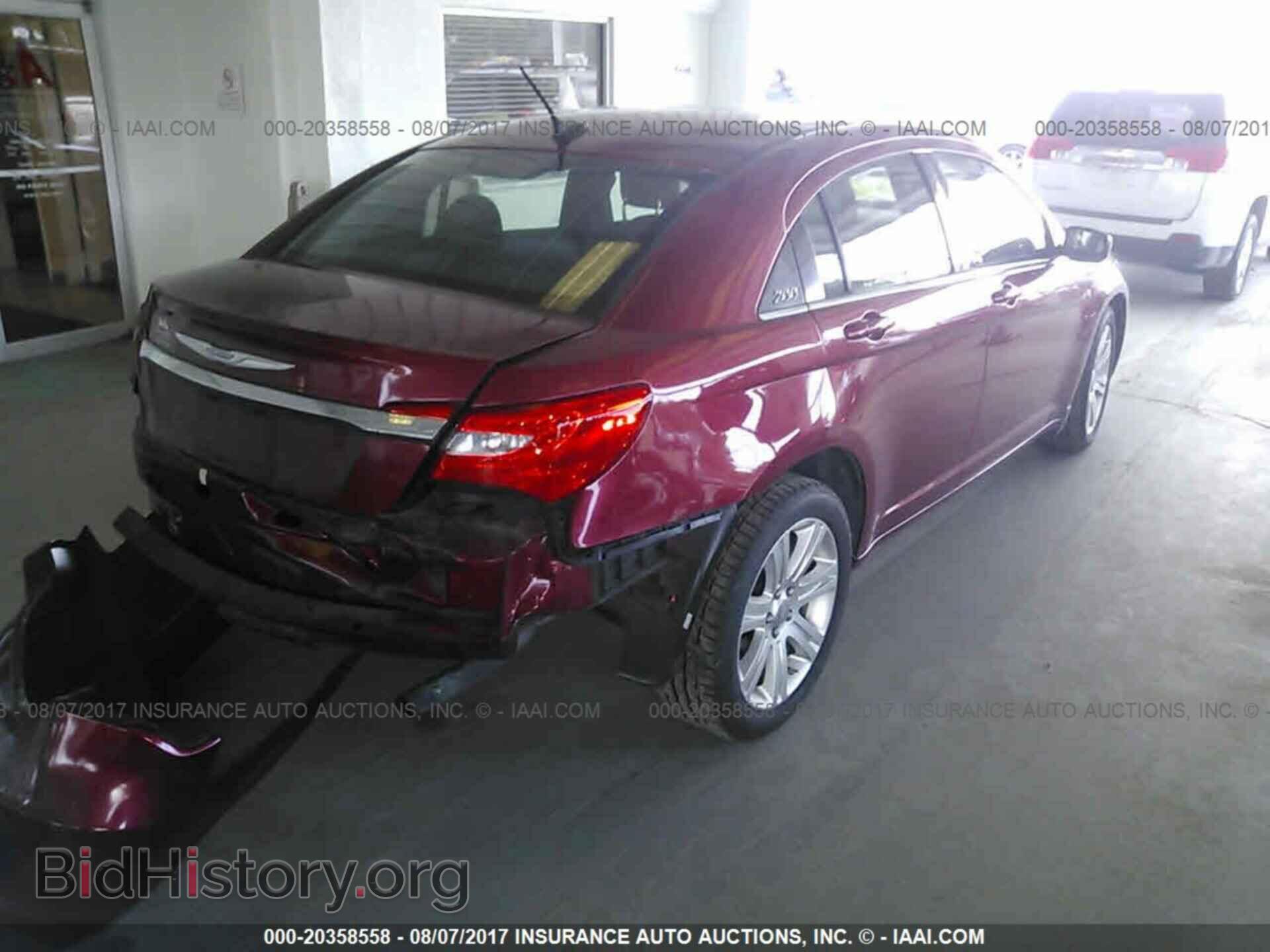 2012 Chrysler 200 - VIN: 1C3CCBBB0CN180686 - Фото 4