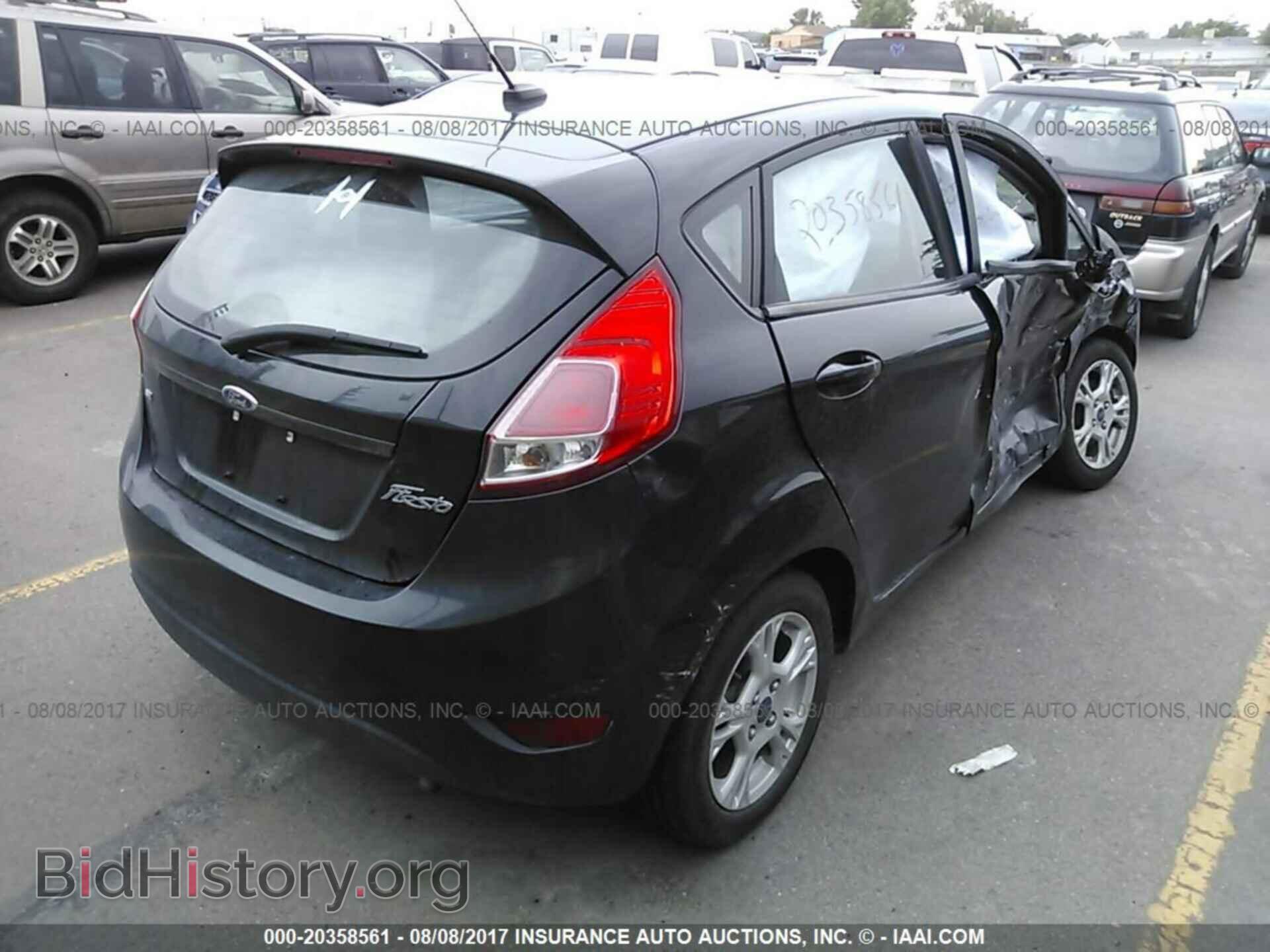 2015 Ford Fiesta - VIN: 3FADP4EJ8FM204787 - Фото 4