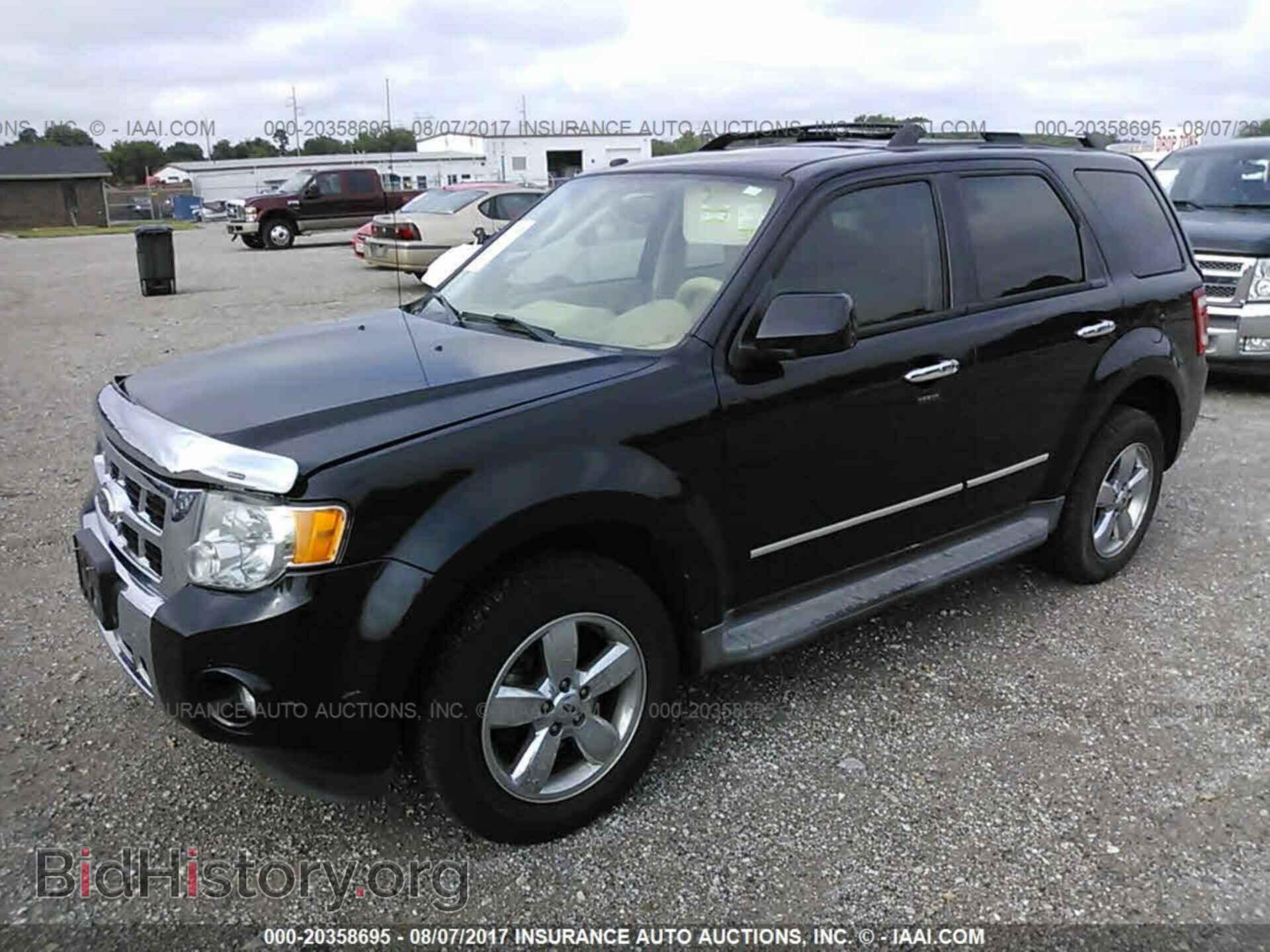 2011 Ford Escape - VIN: 1FMCU9EG2BKB46172 - Фото 2