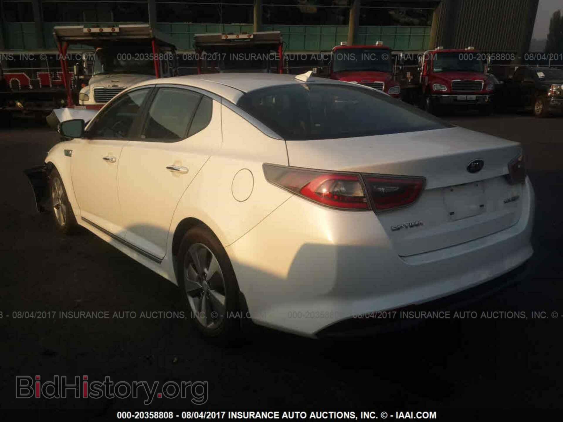 2016 Kia Optima - VIN: KNAGN4AD8G5098374 - Фото 3